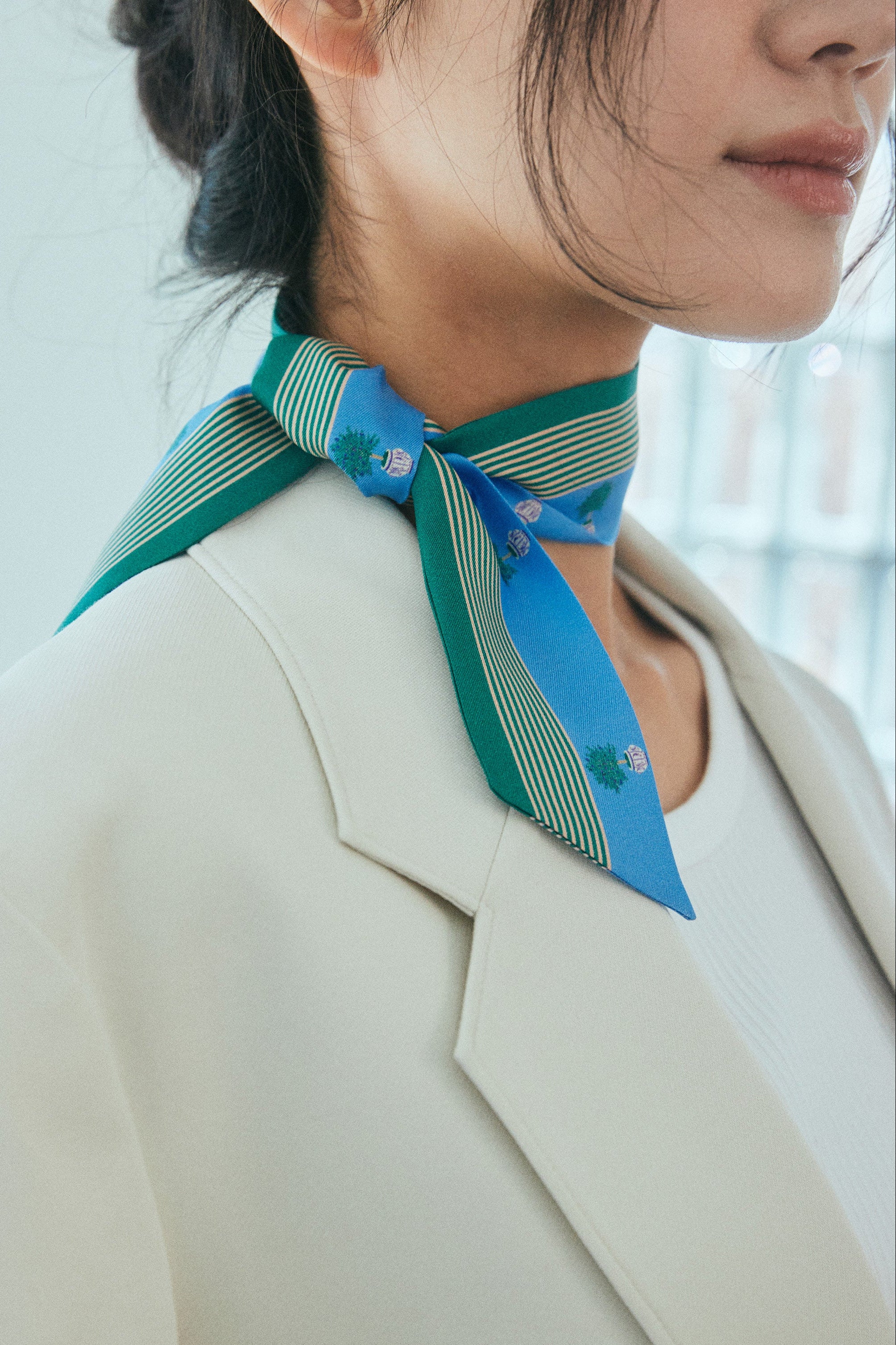 Twilly Silk Ribbon Scarf Short