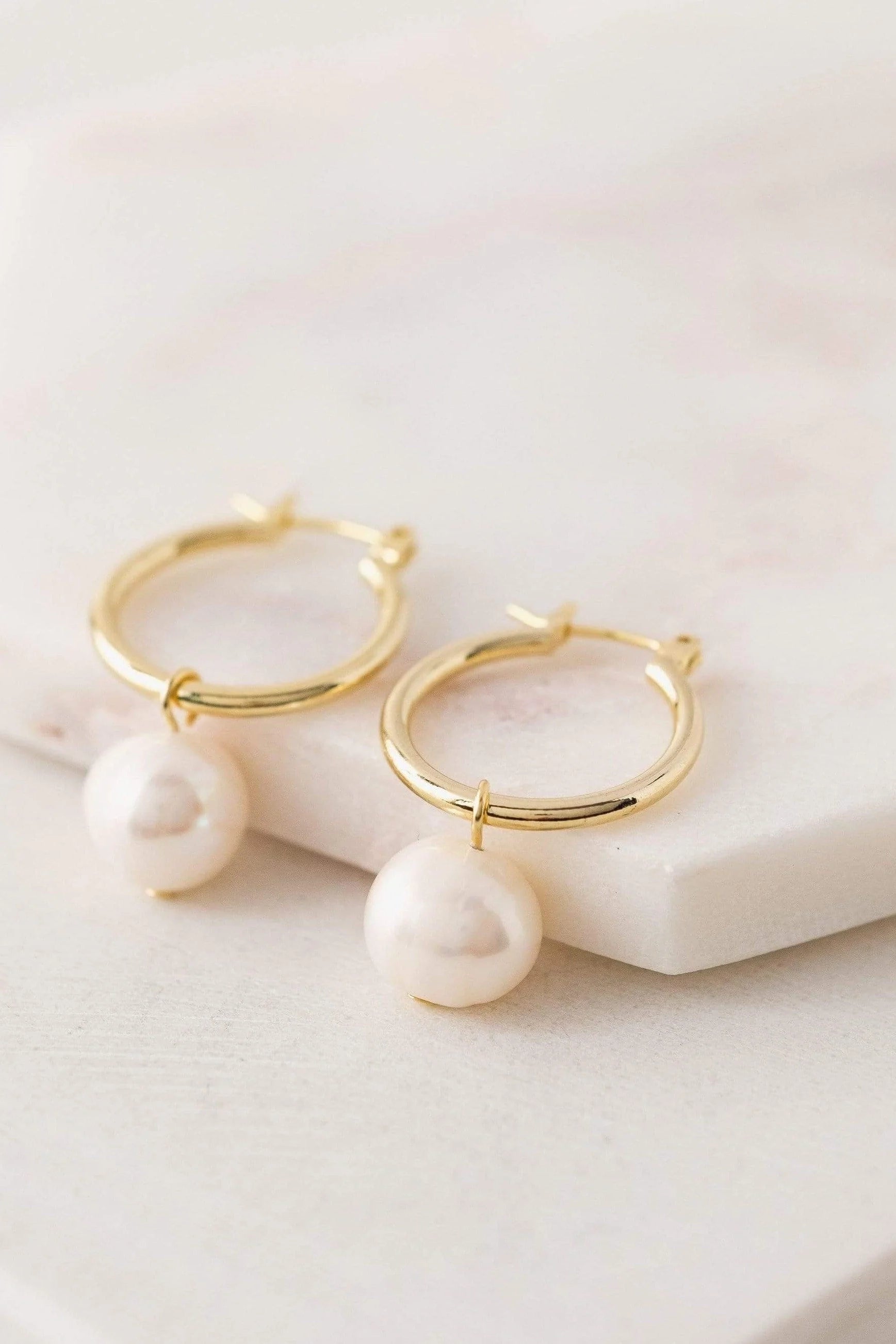 Andie Pearl Hoop Earrings