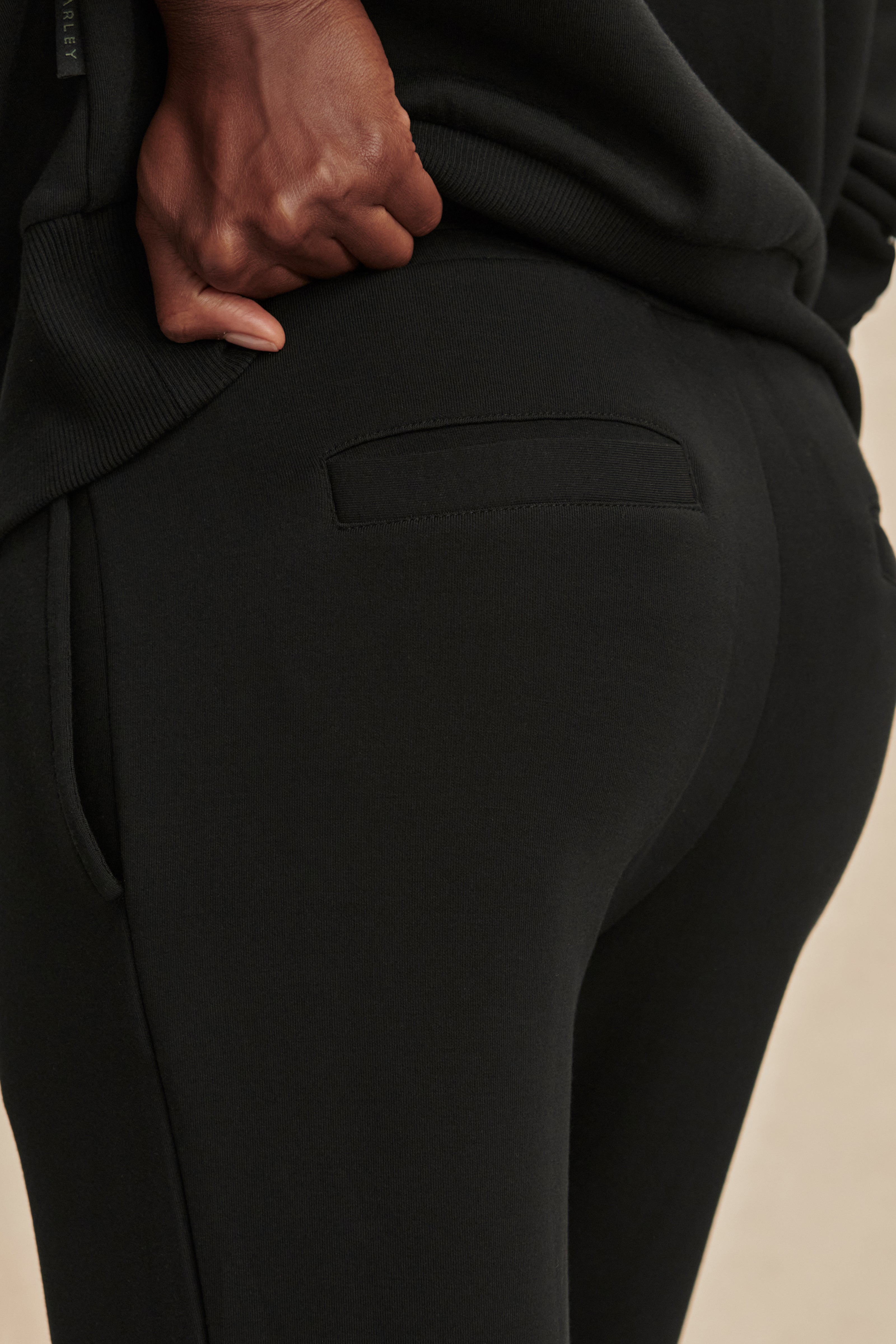 The Slim Pant 25"
