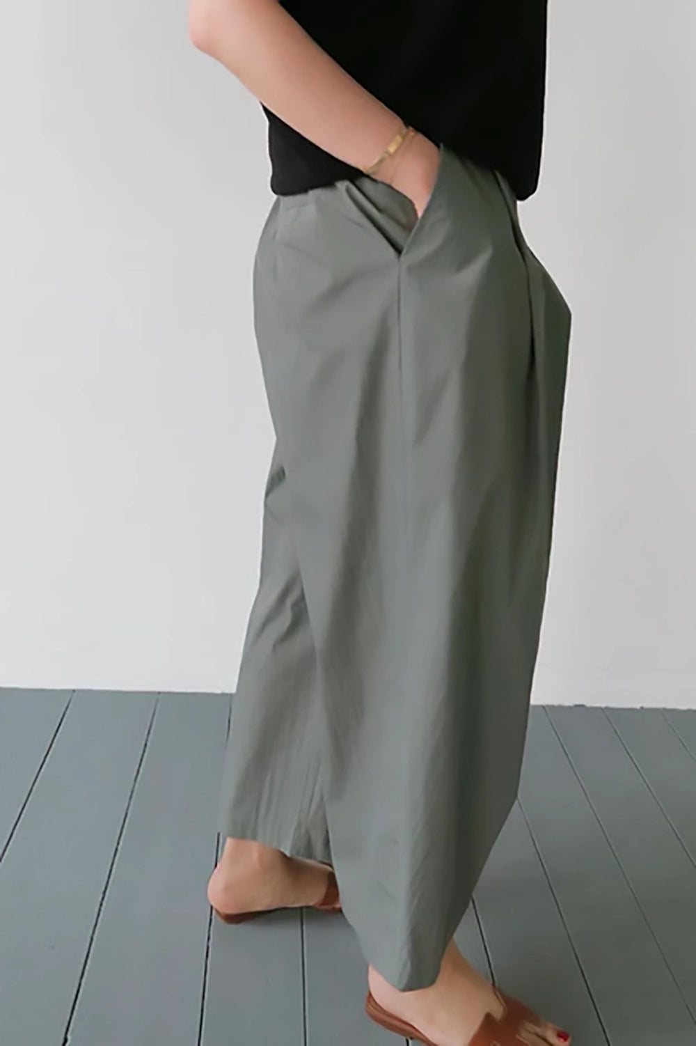 Overwrap Banded Pants