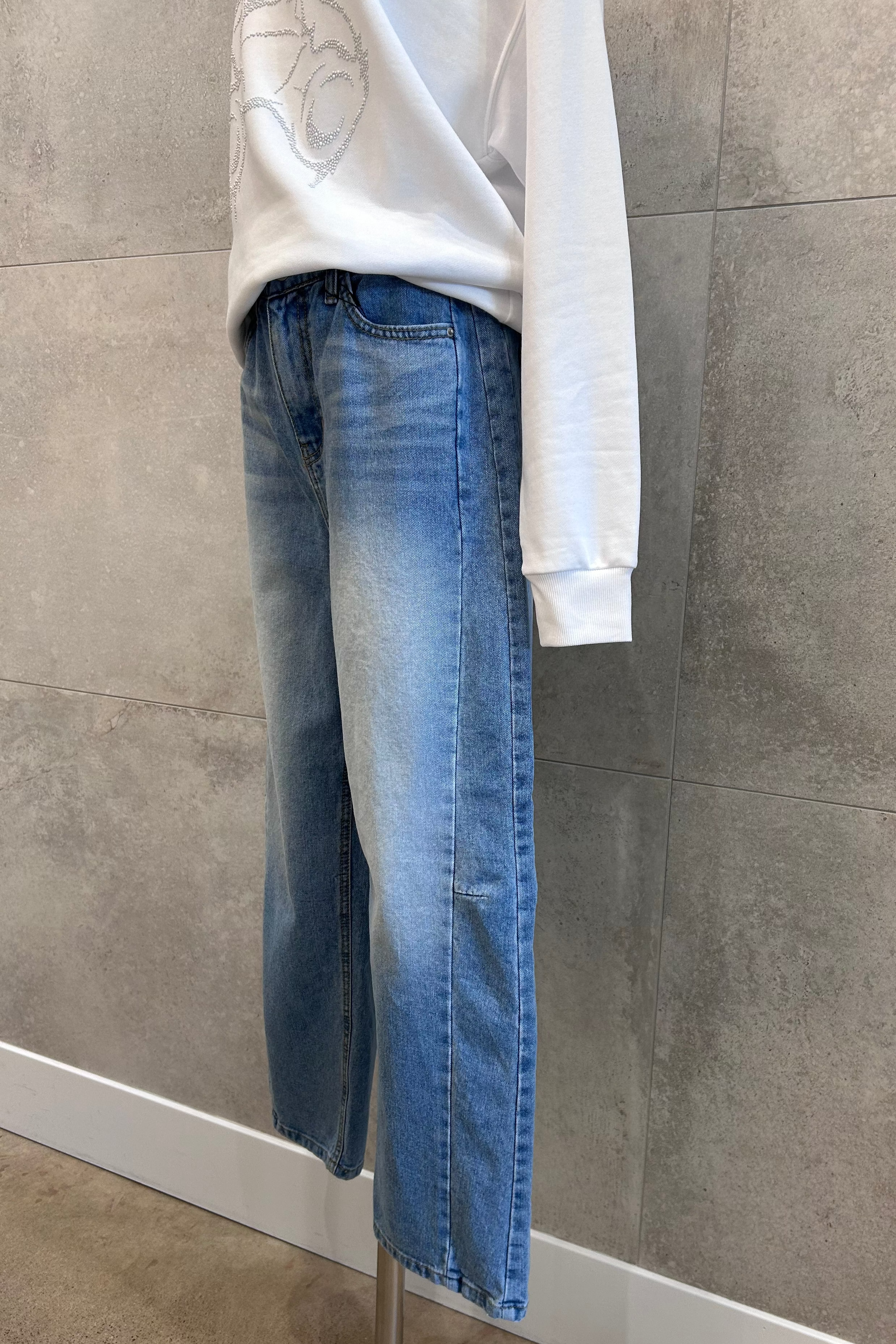 Yena Side Seam Barrel Jeans