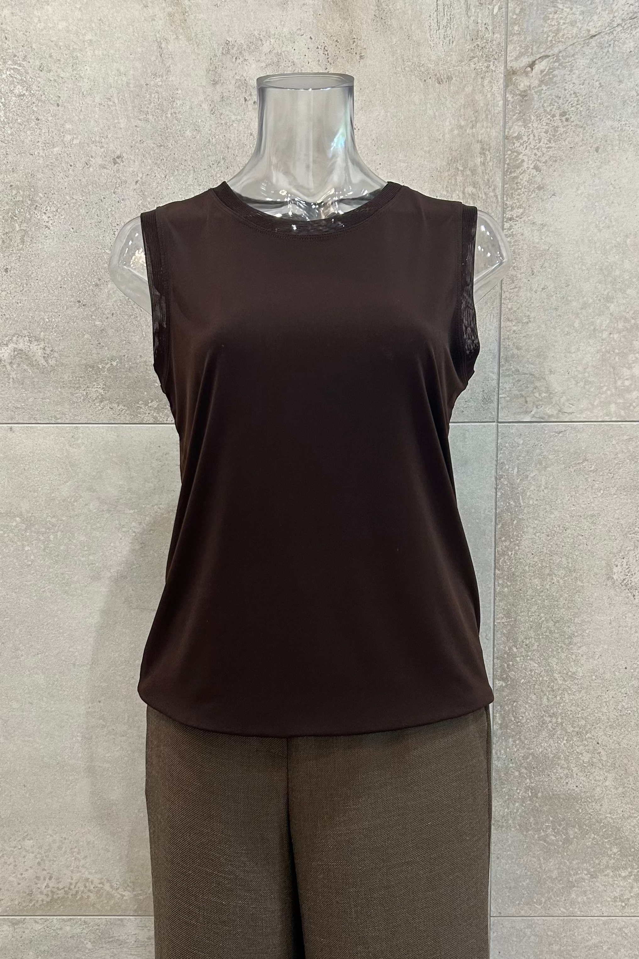 Mesh Trim Sleeveless T-Shirt