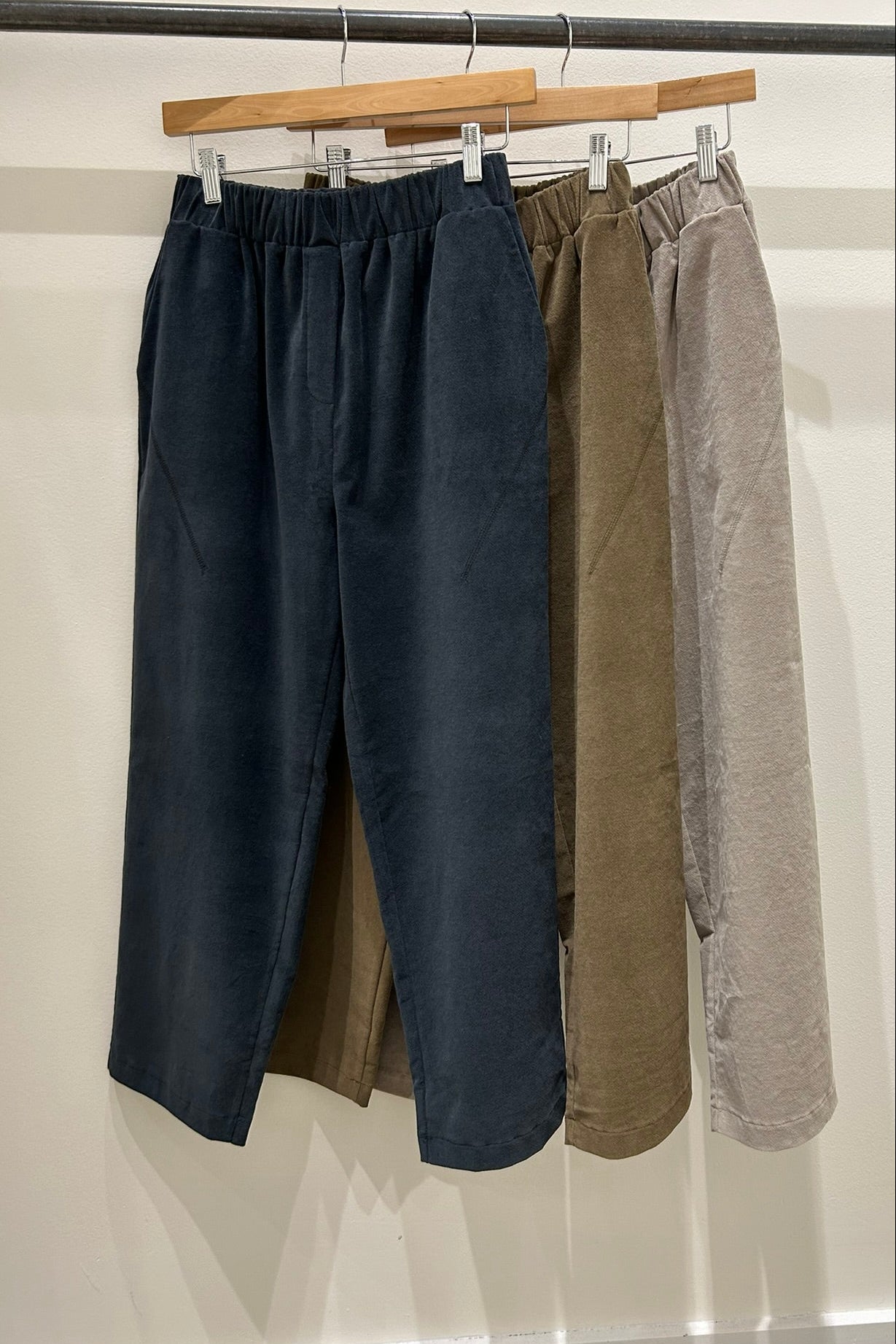 Velvet Straight-fit Pants