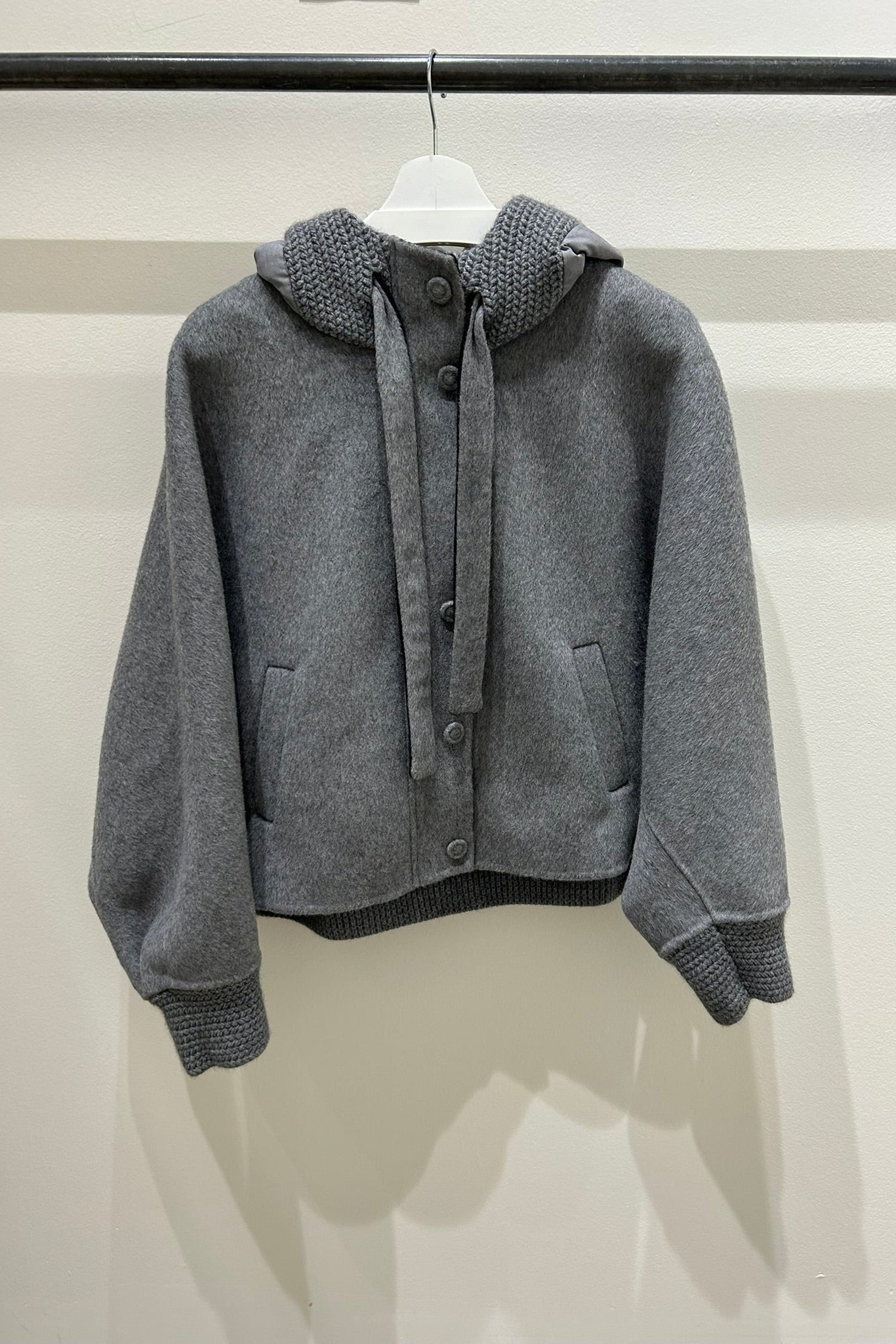 Knit Trimmed Short Puffer Jacket