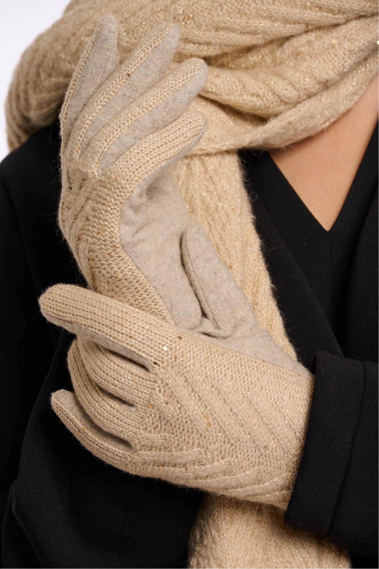 Elara Lurex Knit Gloves