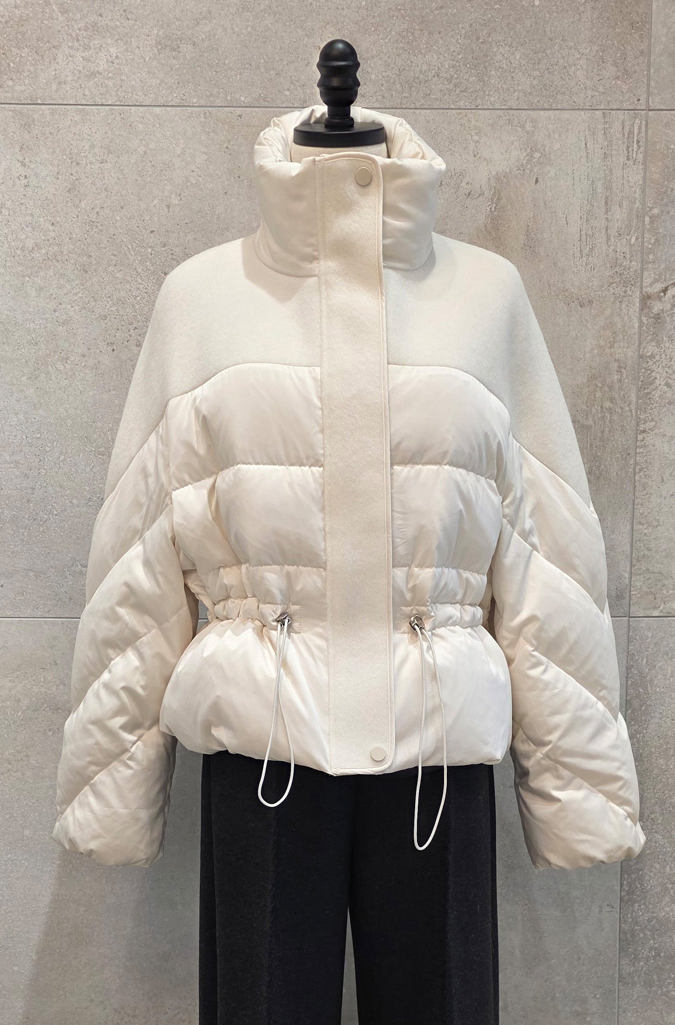 Contrast Short Puffer Jacket