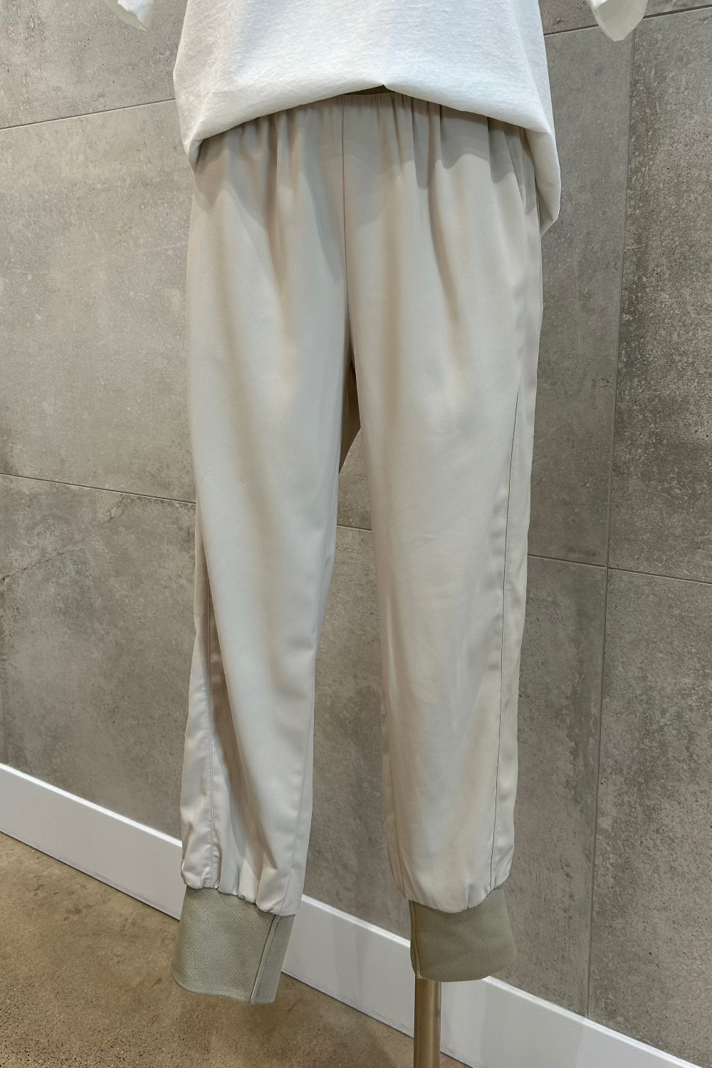 Leni Tech Jogger Pants