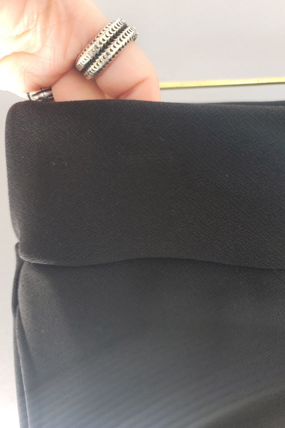 Pintuck Banding Jogger Fleece Lined Pants