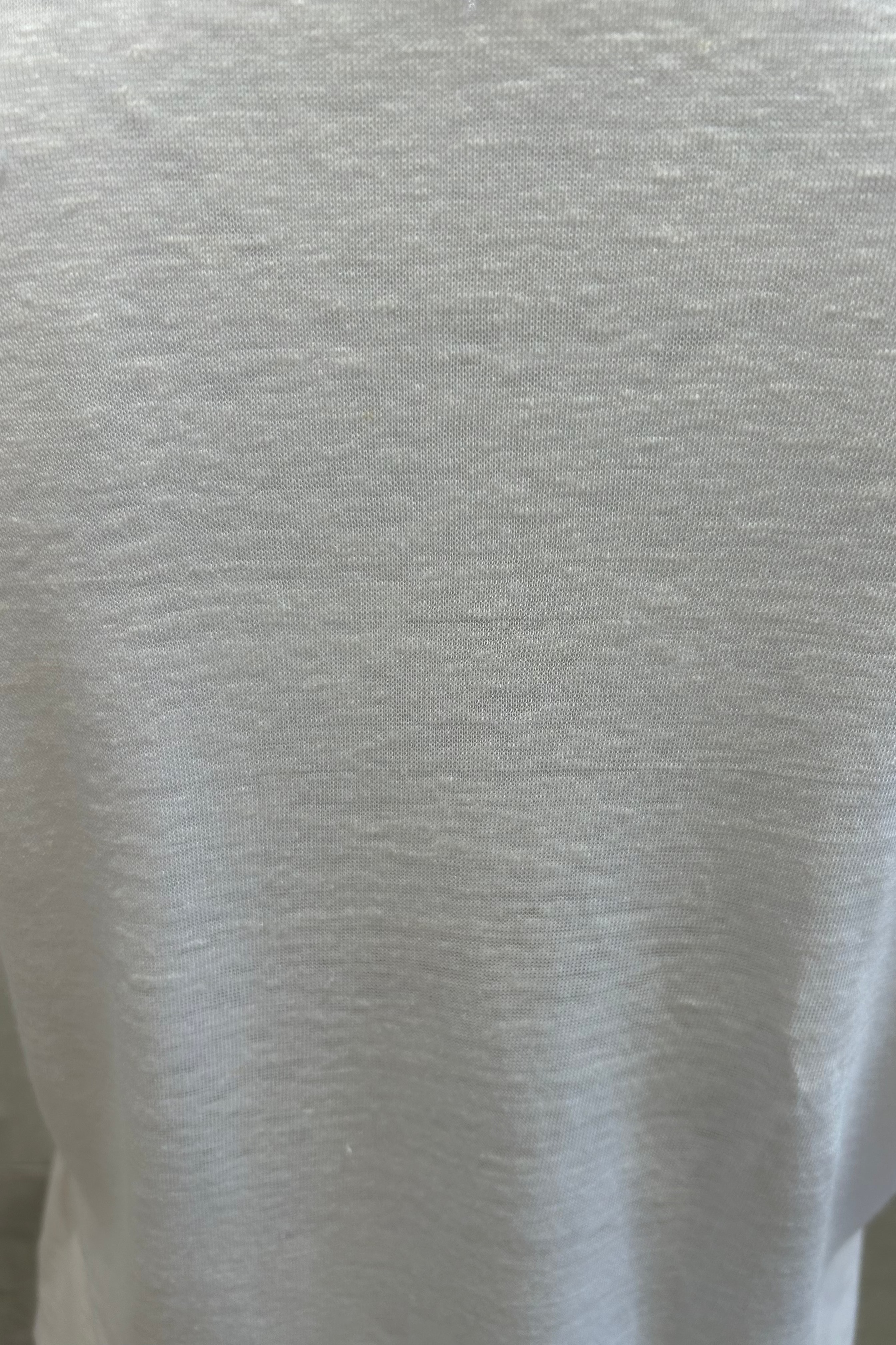 Linen U-Neck T-Shirt