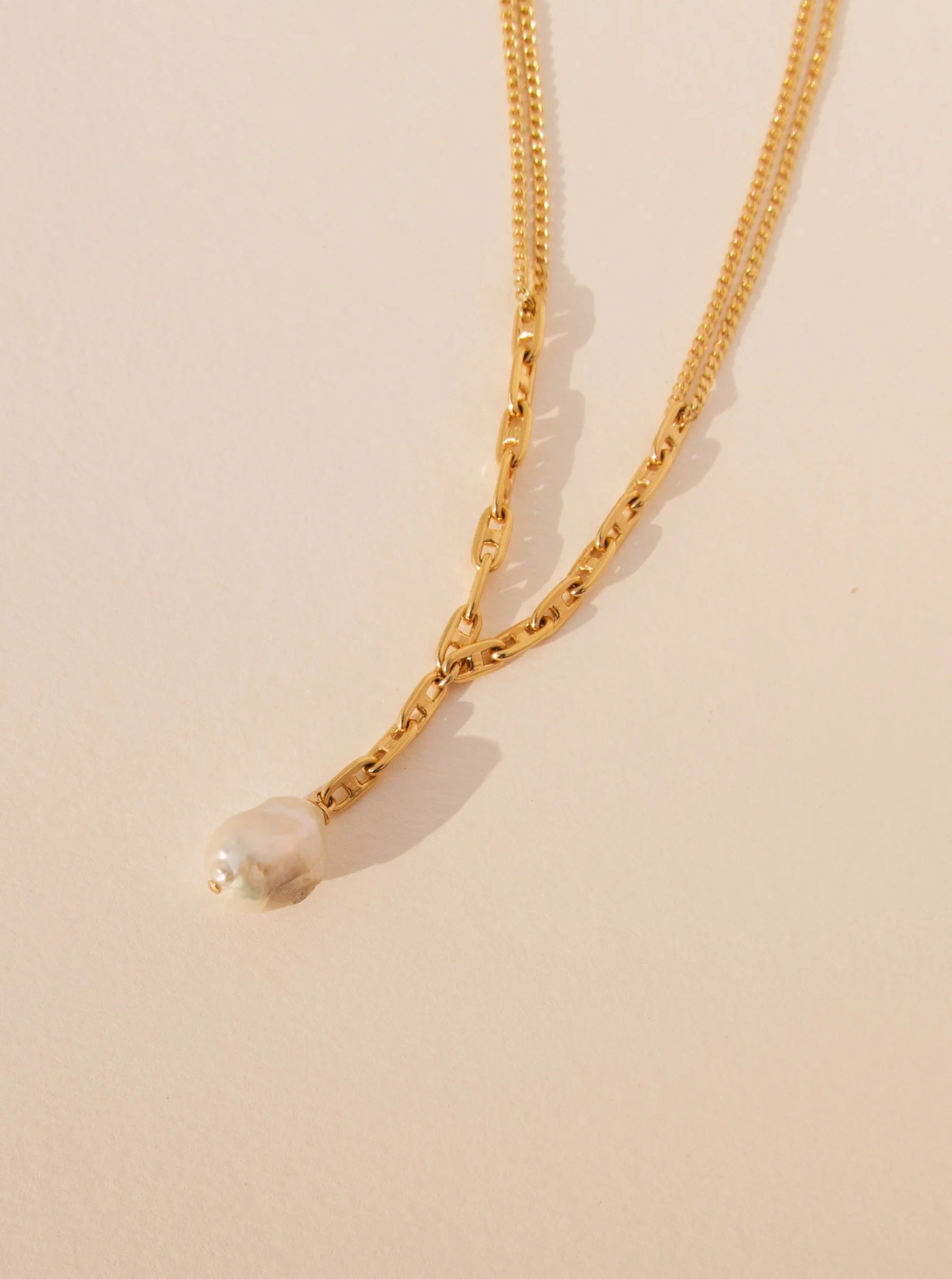 Delia Necklace