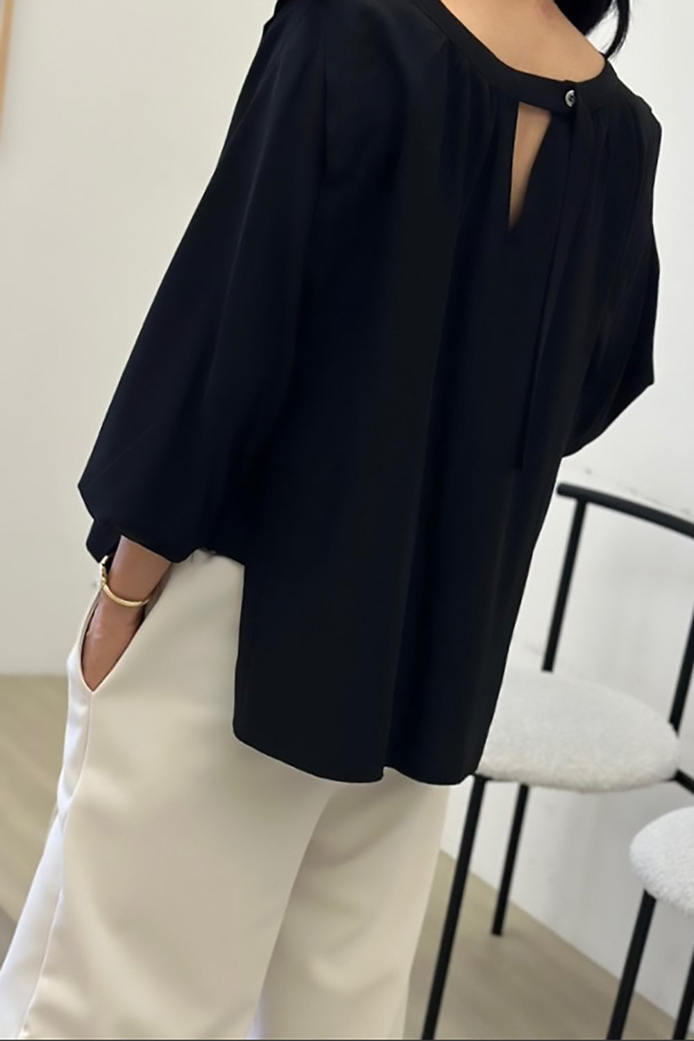 Tie Back Twisted Bubble Sleeve Blouse