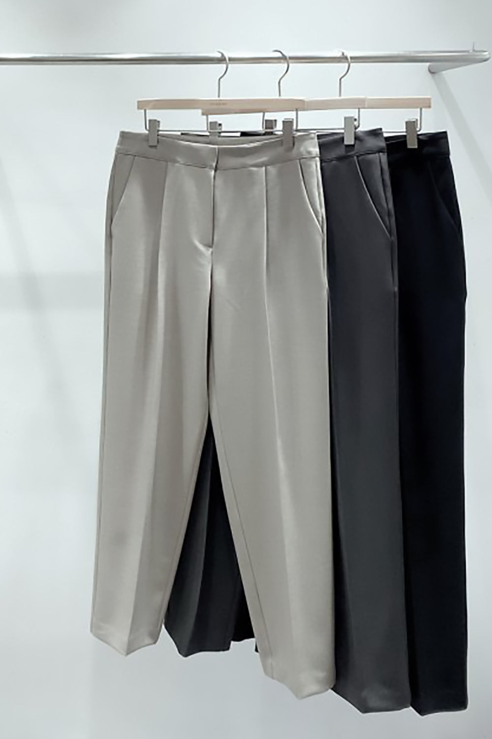 Aimie Front Pleated Straight Fit Pants