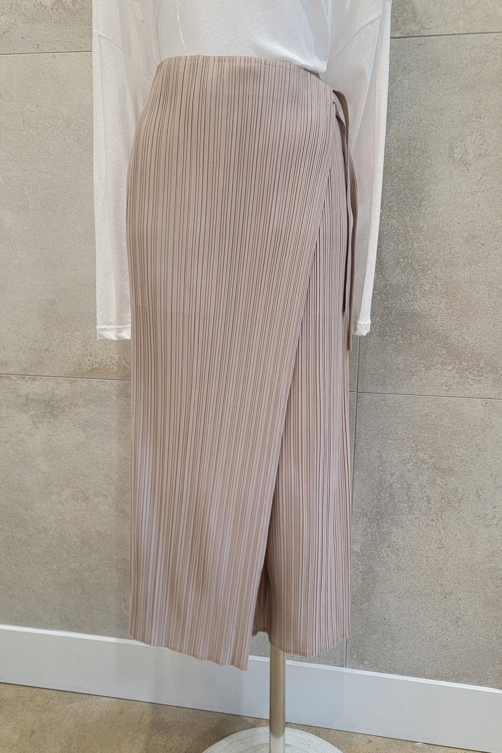 Wrap Detail Pleated Pants