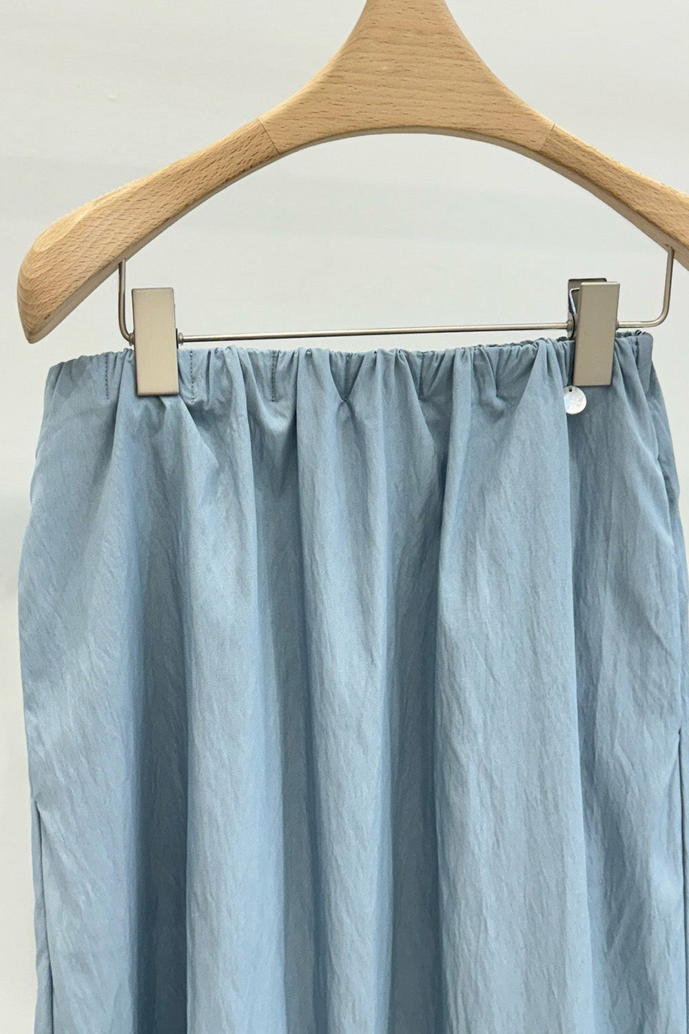 Lightweight Tech Midi Skirt