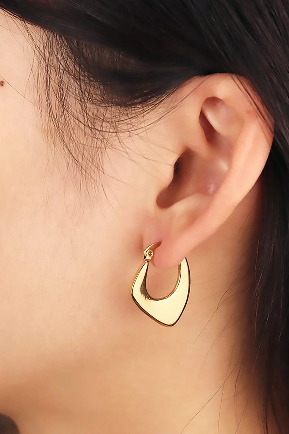 Lila Hoop Earrings