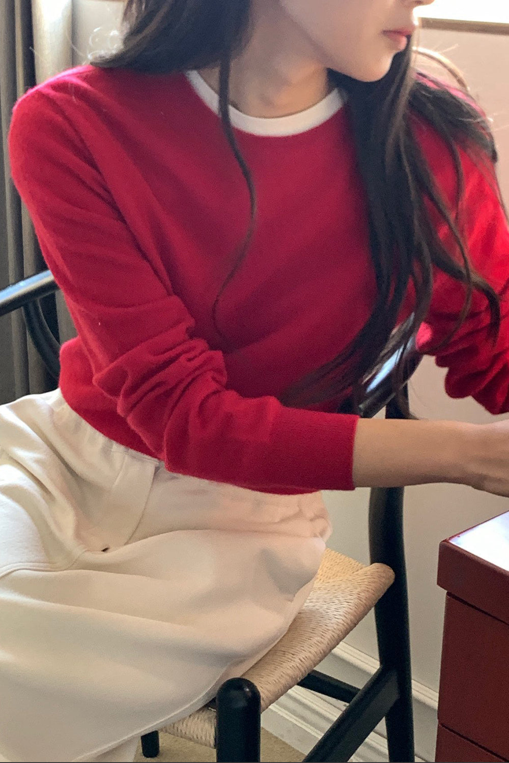 Roundneck Classic Sweater