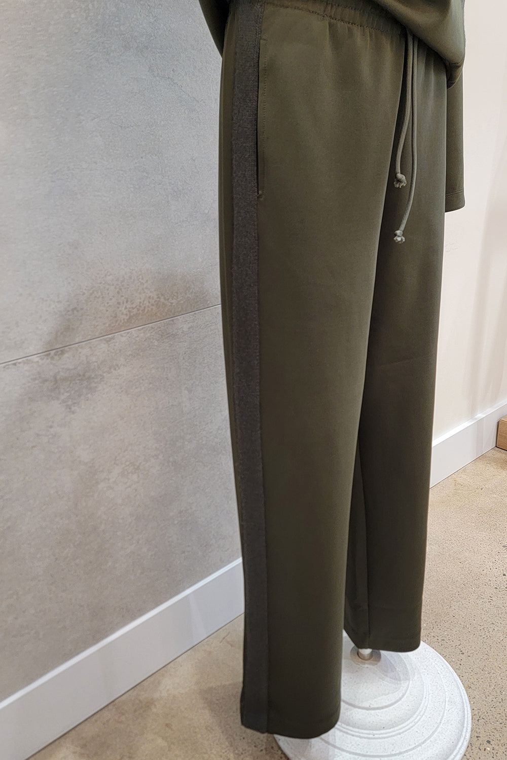 Side Sweater Detail Sweatpants