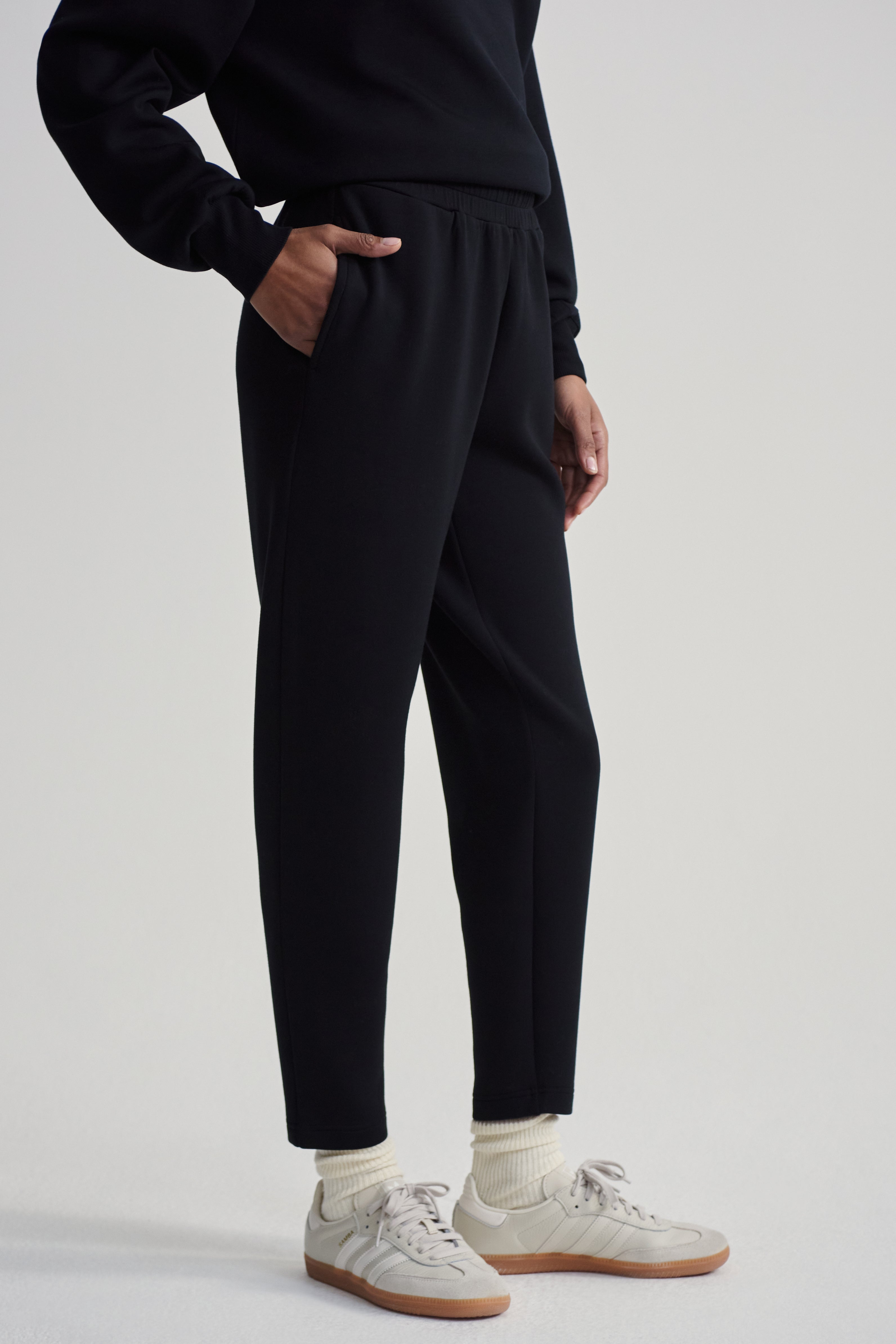 The Slim Pant