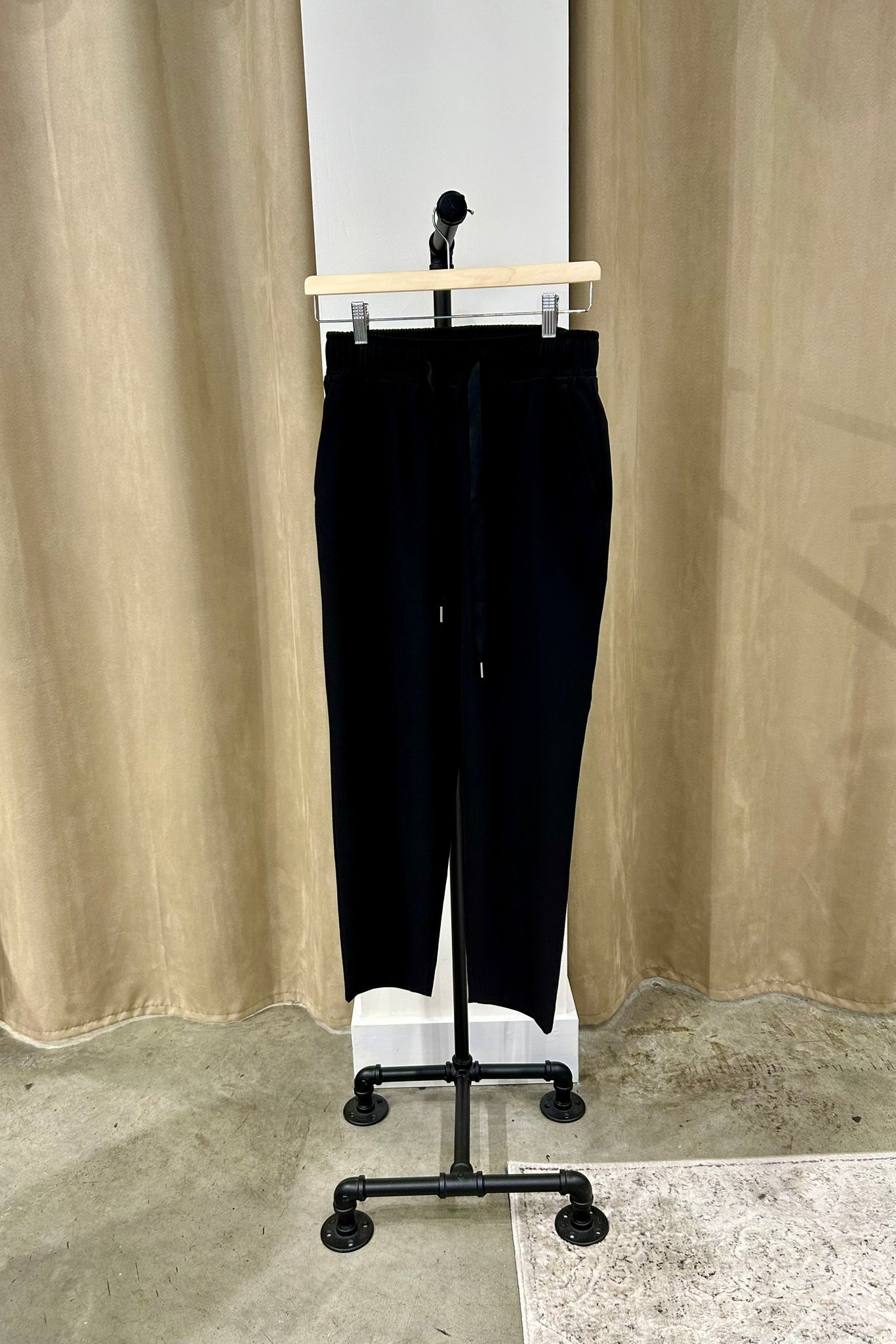 String Relaxed Drape Pants