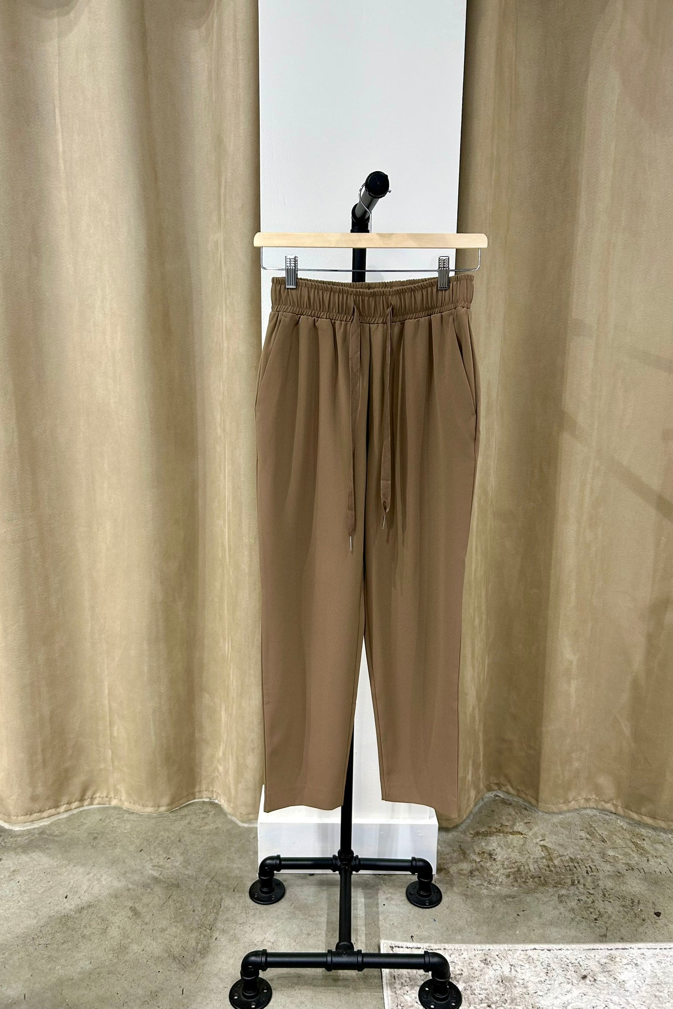 String Relaxed Drape Pants