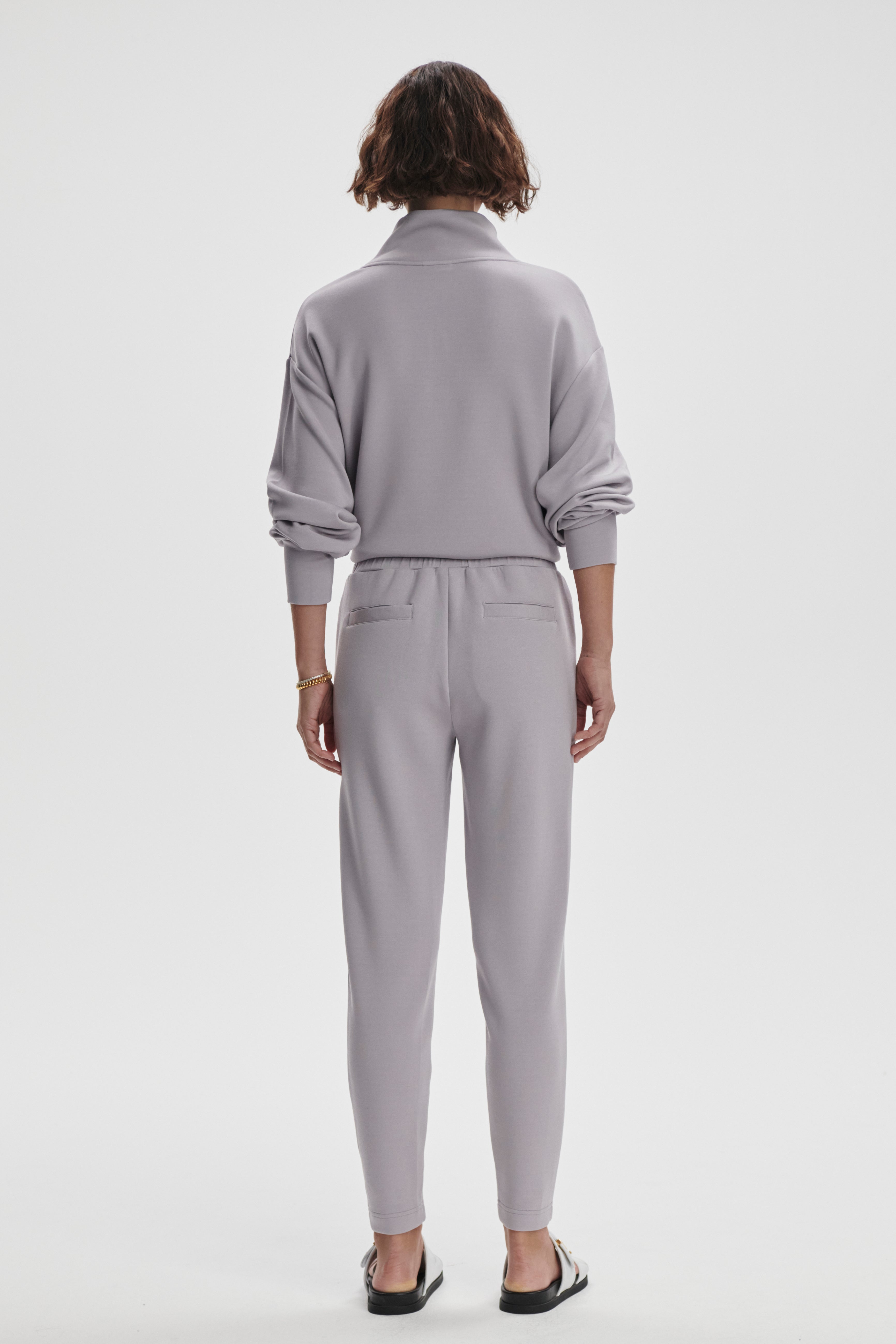 The Slim Pant