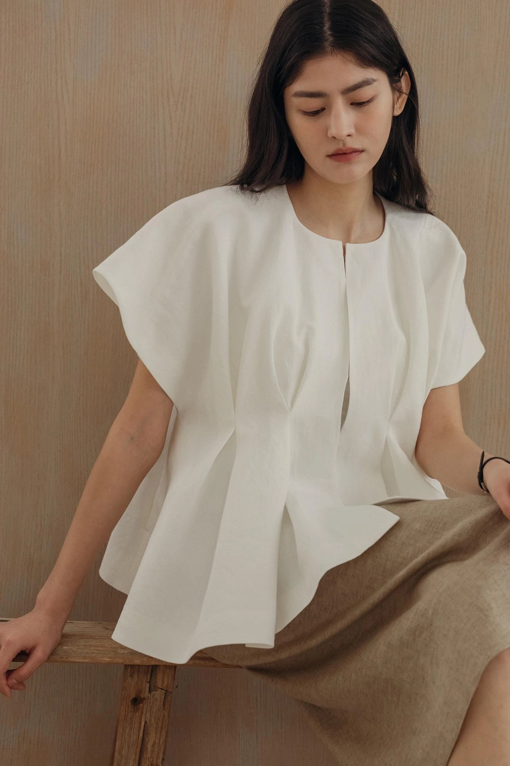 Pintuck Relaxed Fit Linen Vest