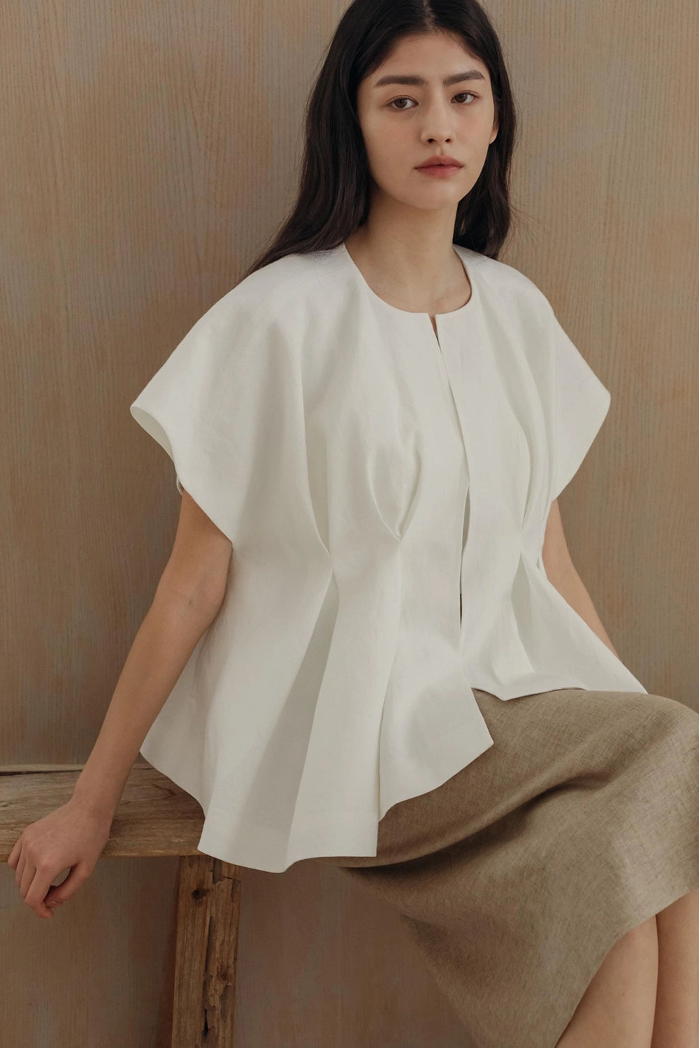 Pintuck Relaxed Fit Linen Vest