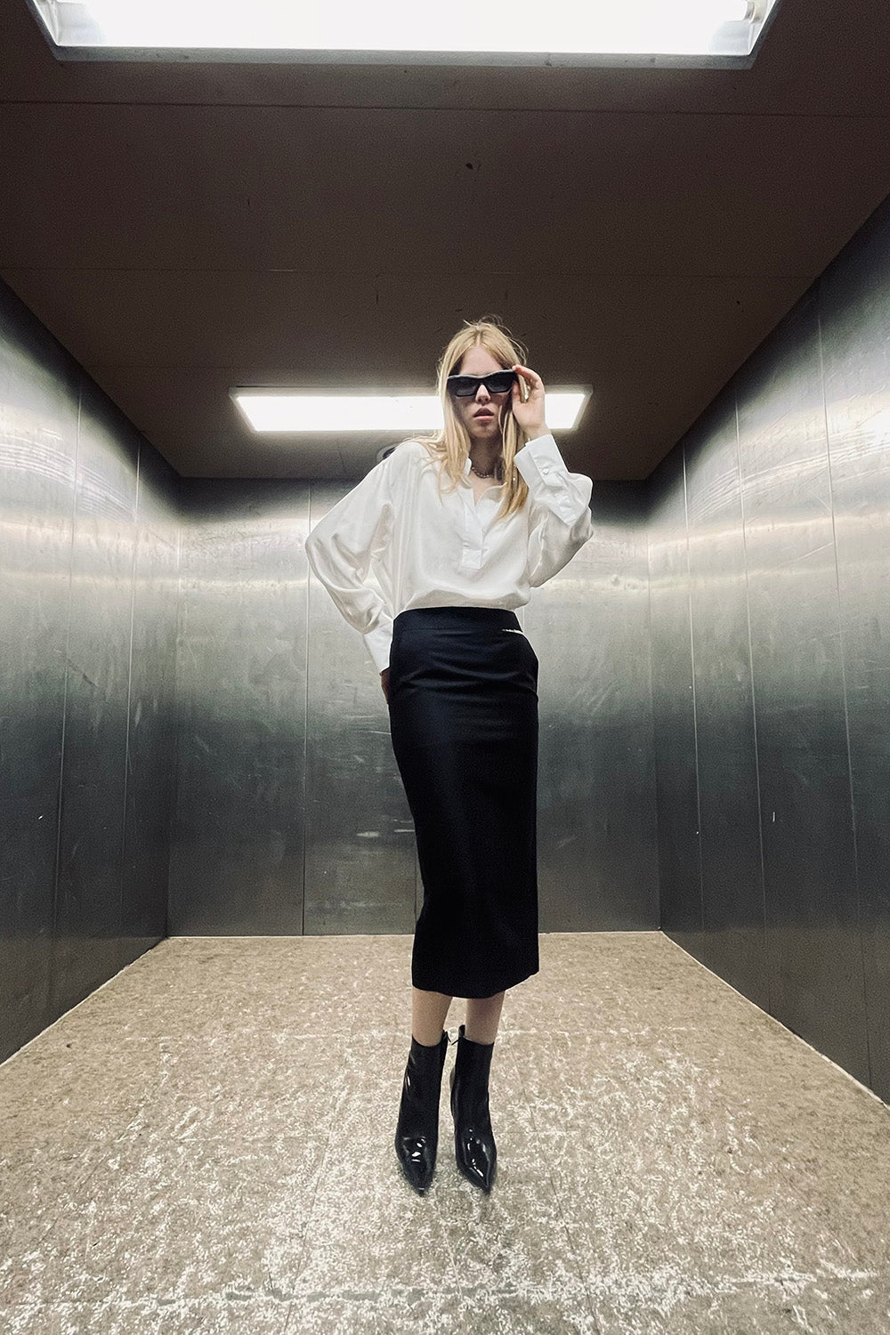 Essential Slit Skirt