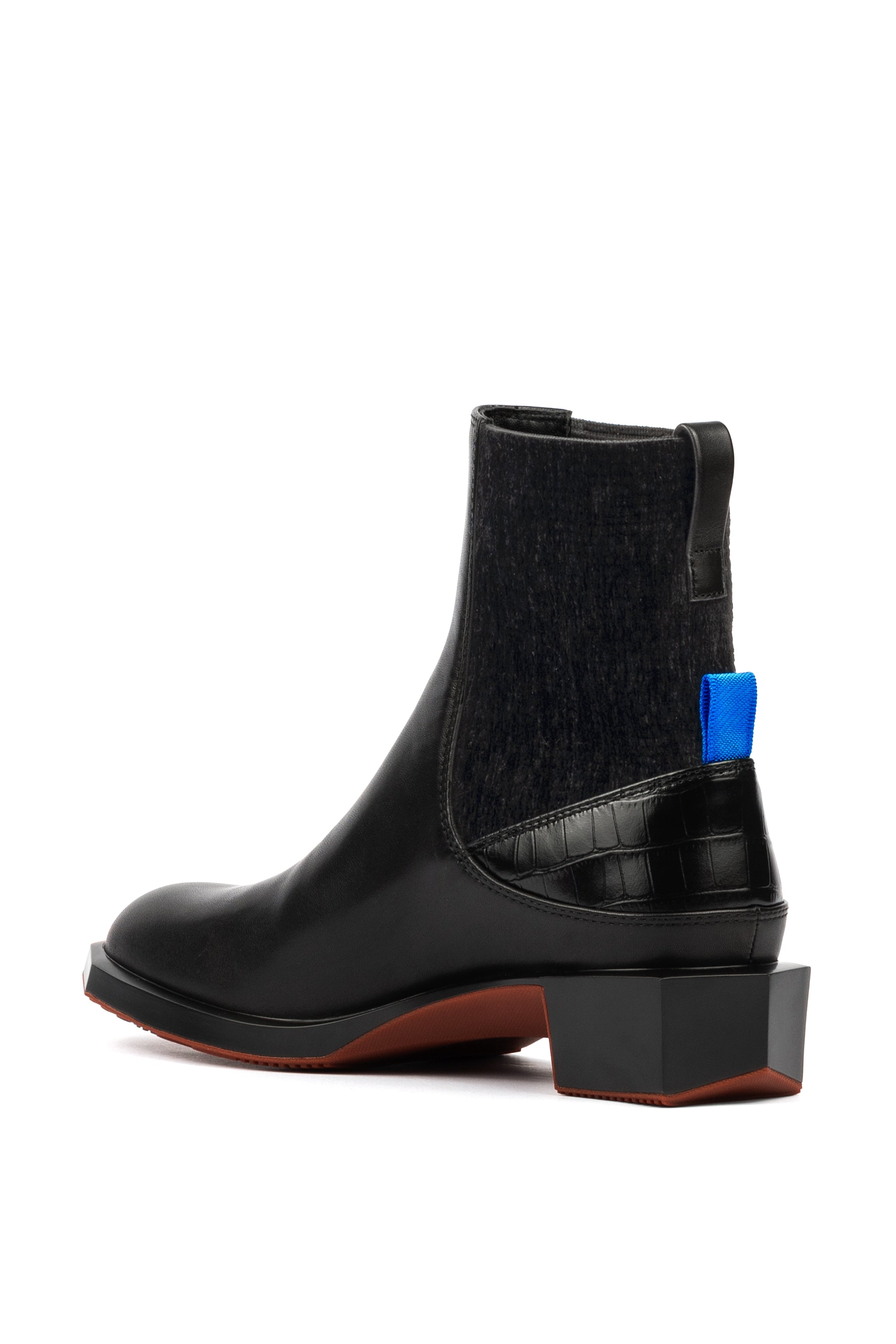 Forma Chelsea Boots