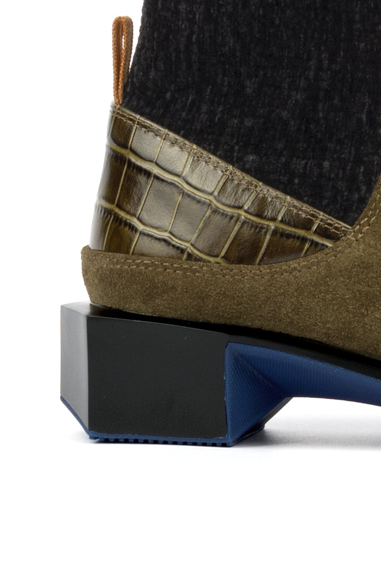 Forma Chelsea Boots