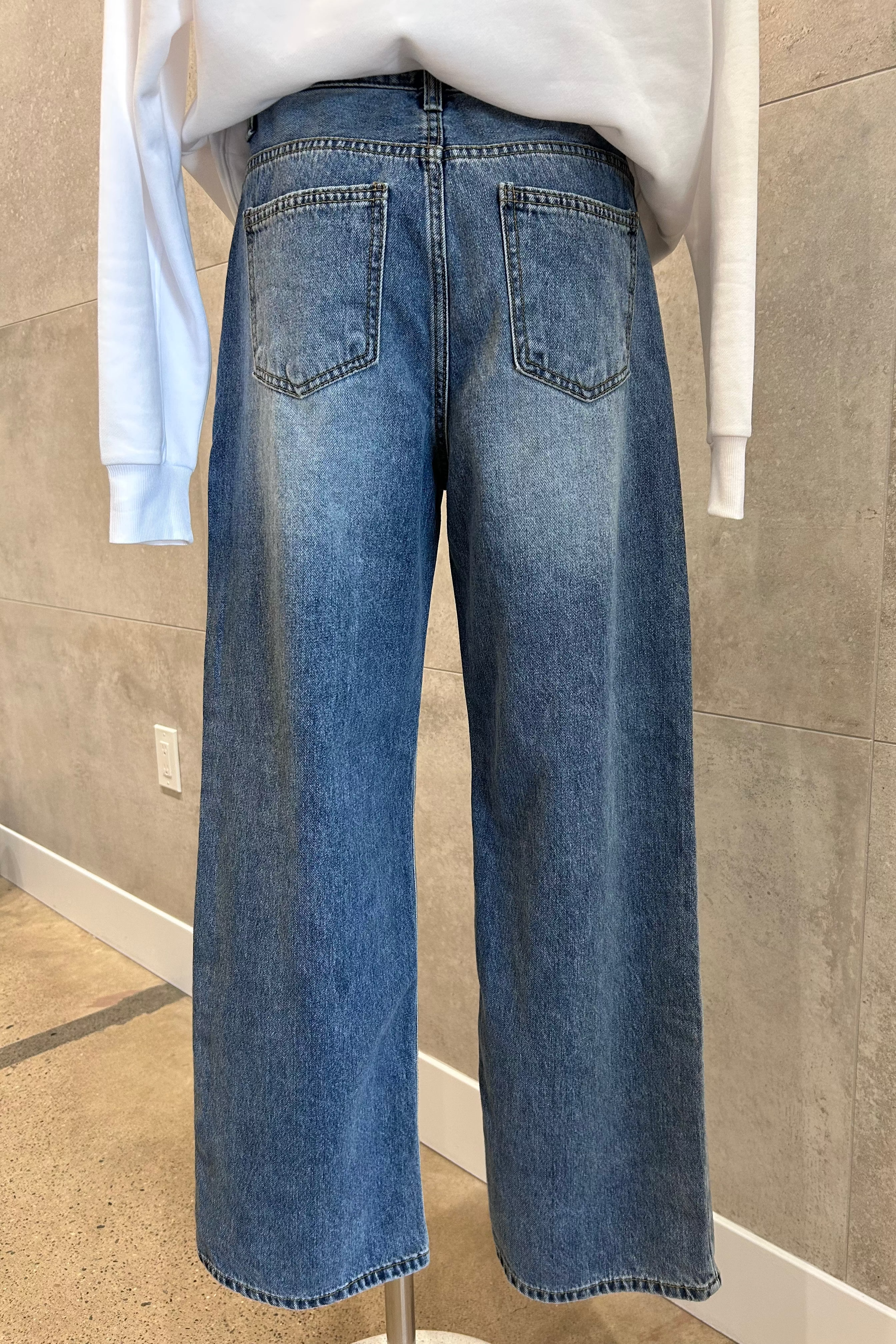 Taylor Straight Fit Jeans