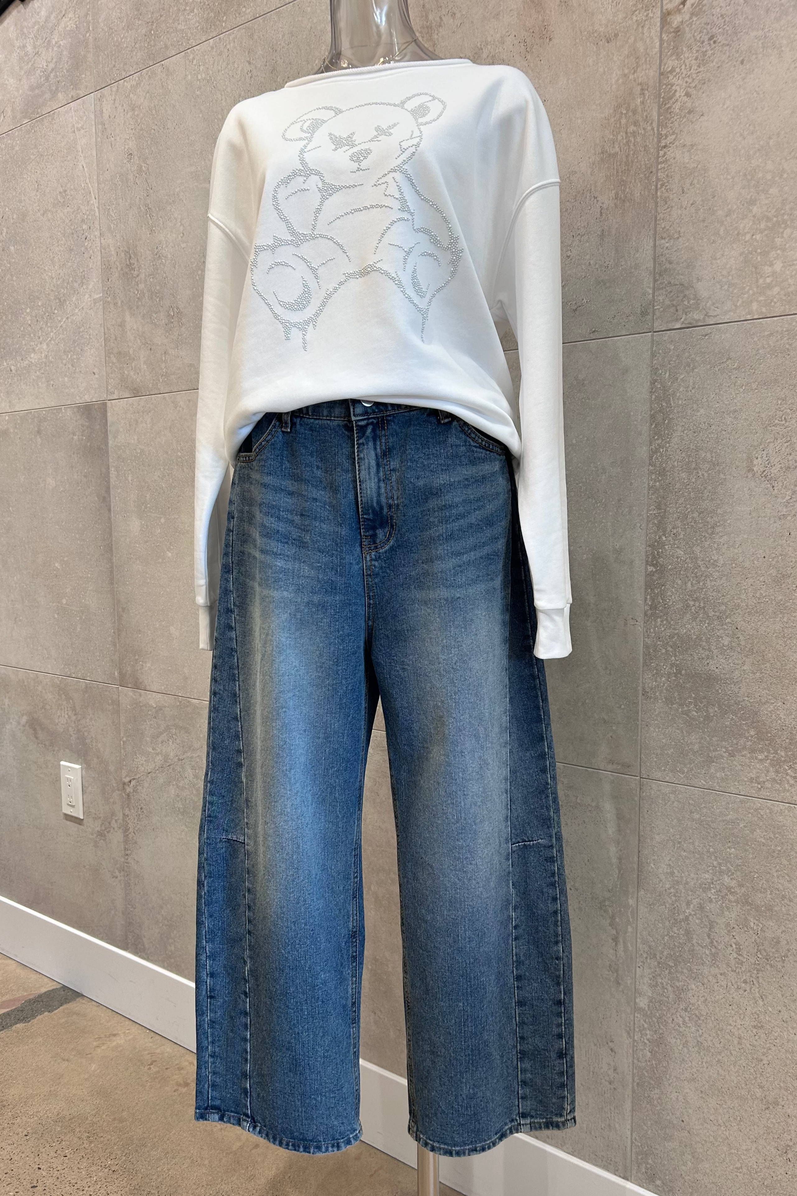 Yena Side Seam Barrel Jeans