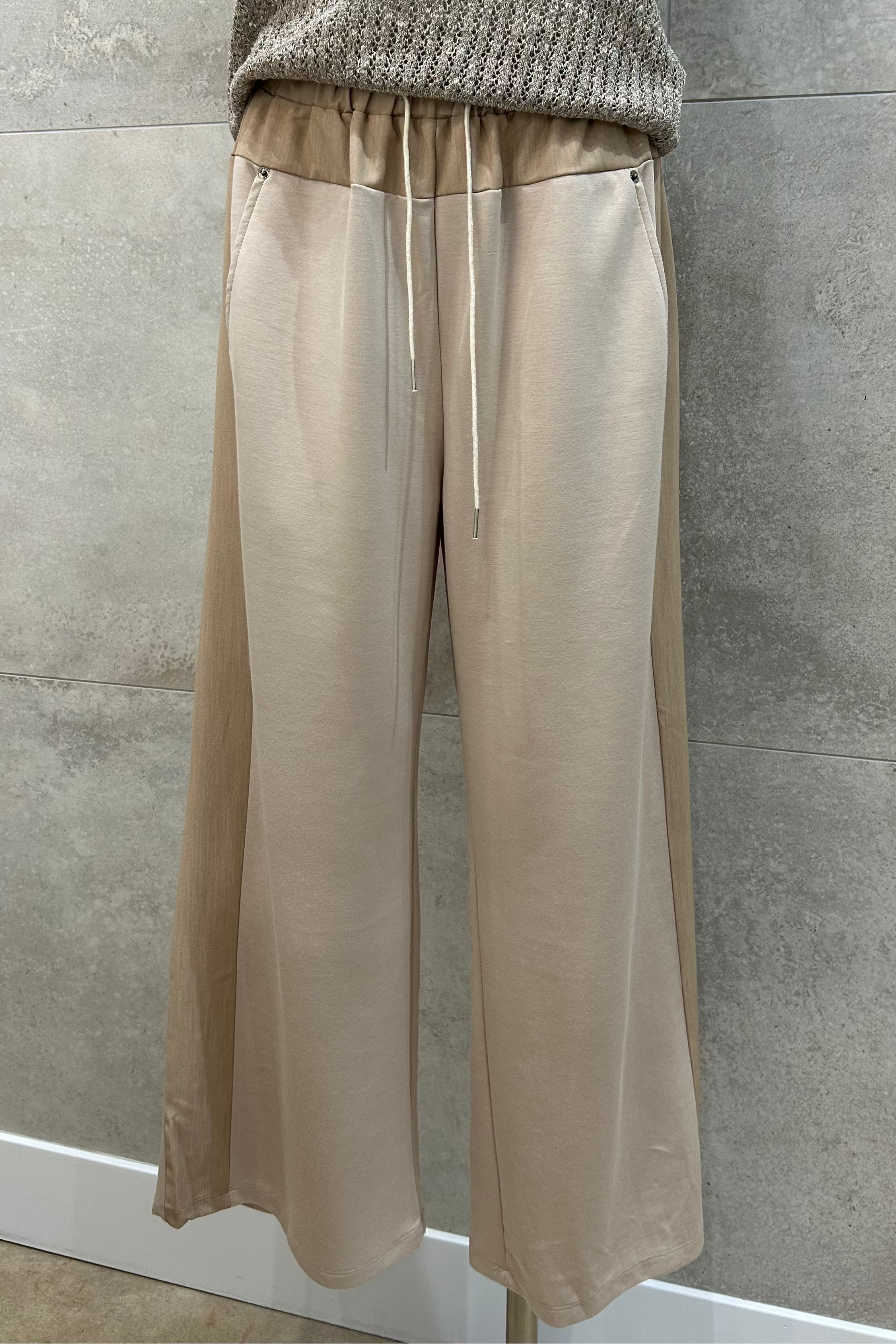 Shua Drawstring Relaxed-Fit Pants
