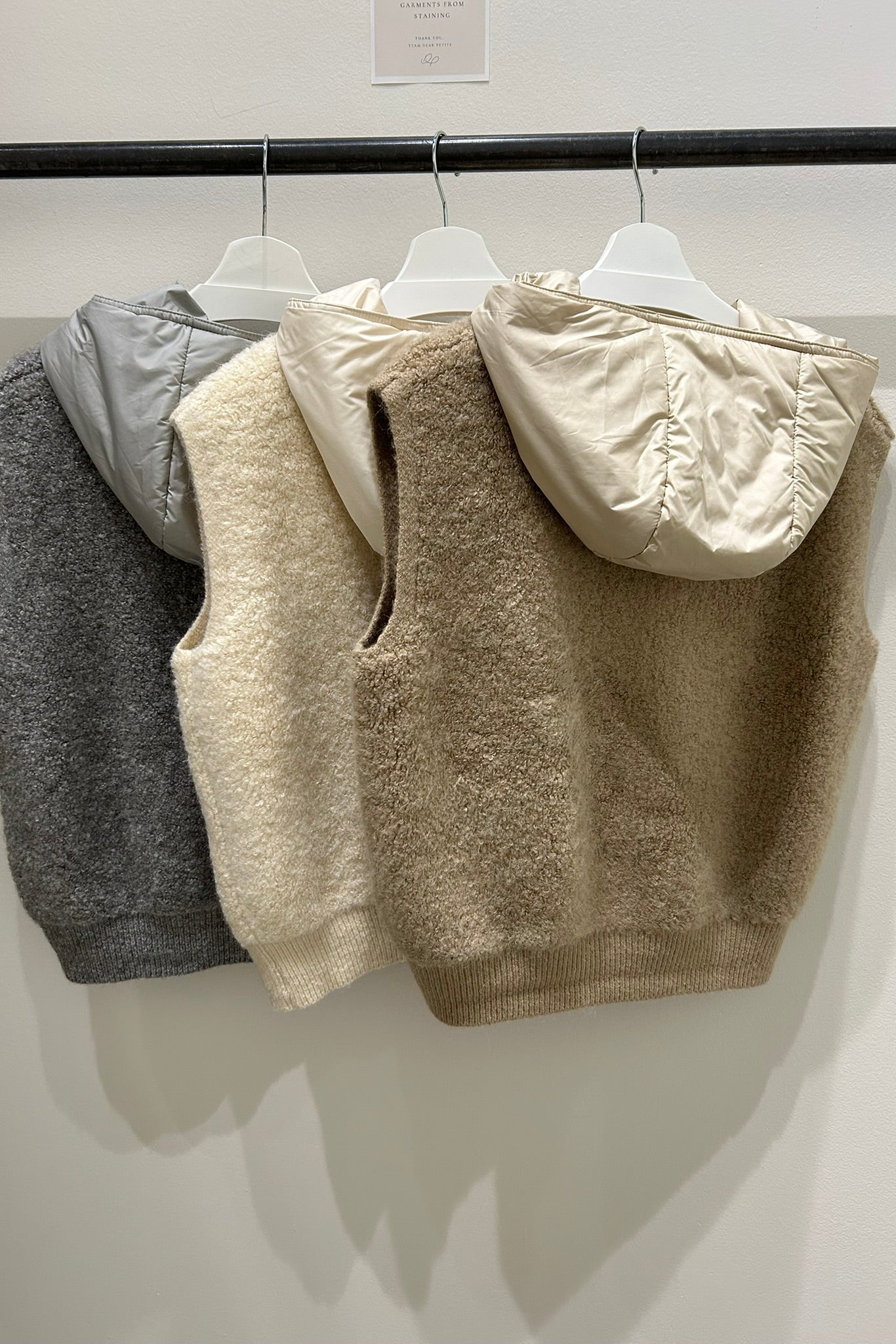 Aura hooded Zip up Vest