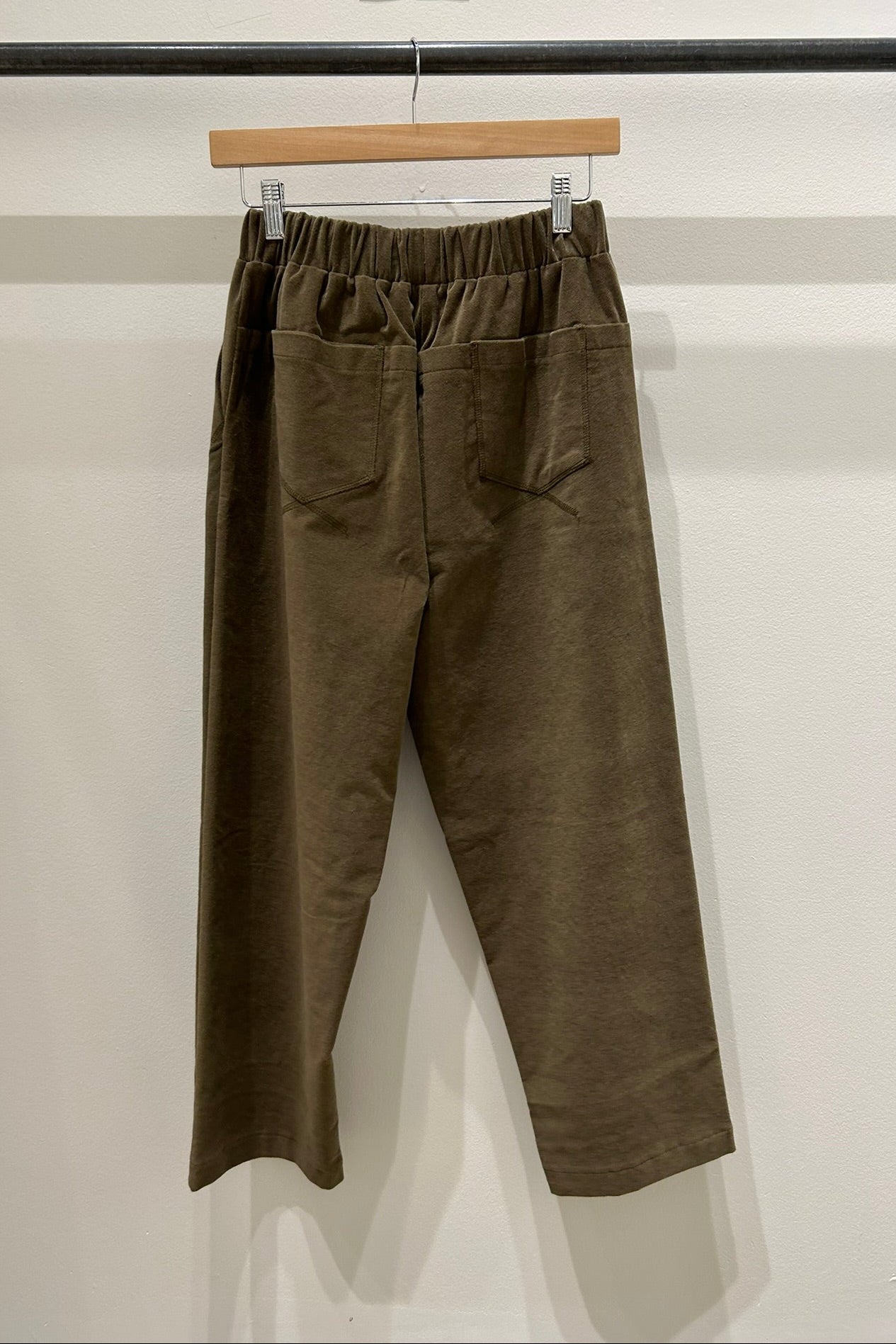 Velvet Straight-fit Pants