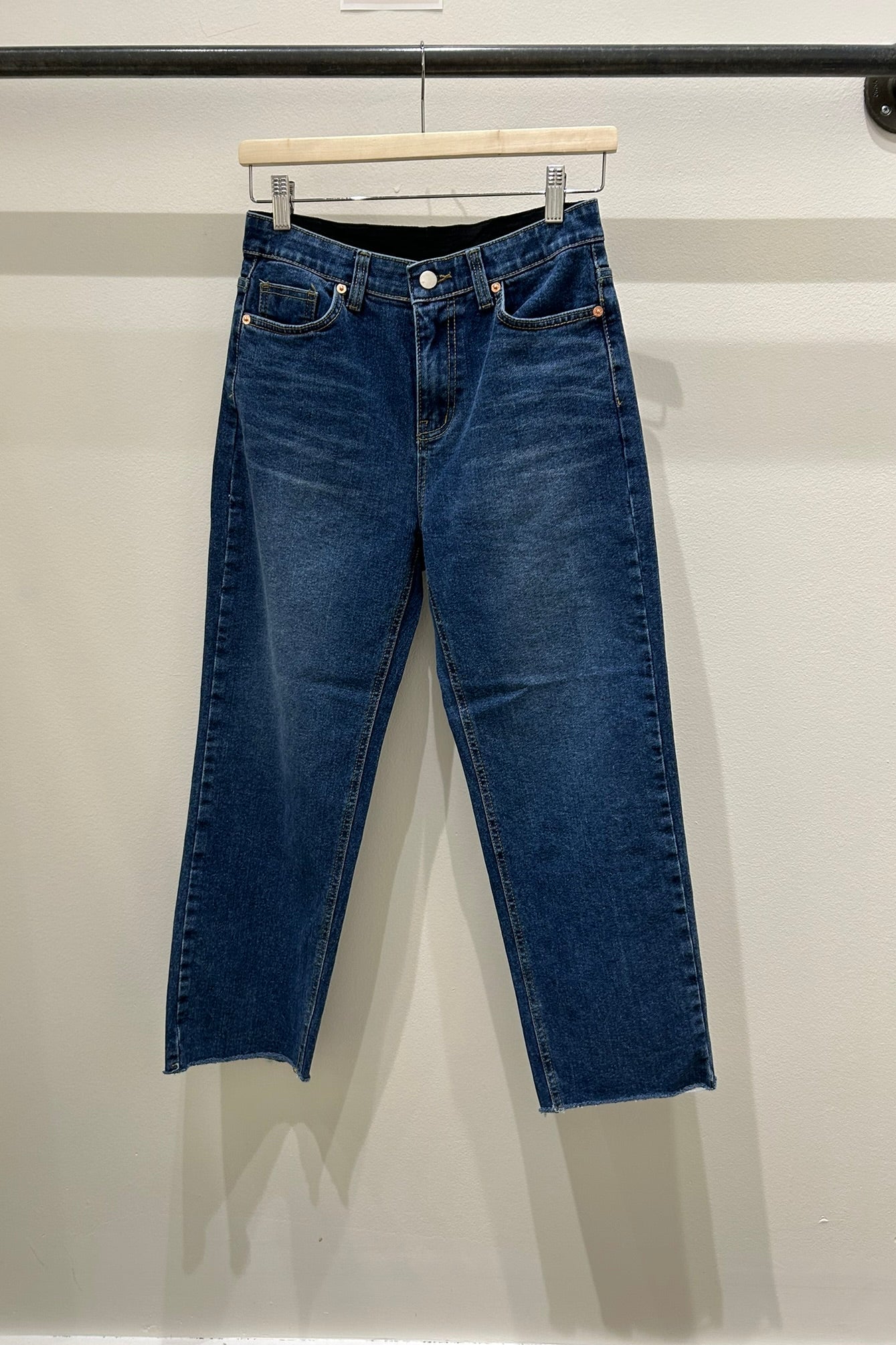 Raw Edge Slim Stretch Jeans