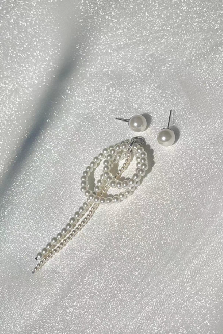Loop Pearl Duster Earrings