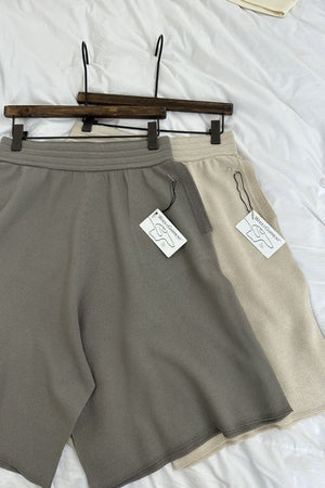 Relaxed Fit Whole Garment Knit Shorts