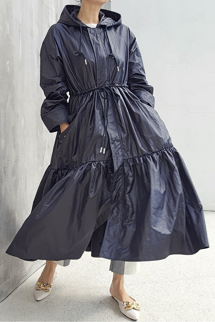 Shirring detail long hood jacket 