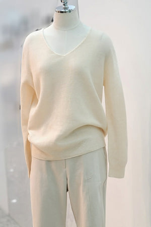 V-Neck Long Sleeve Wool Sweater