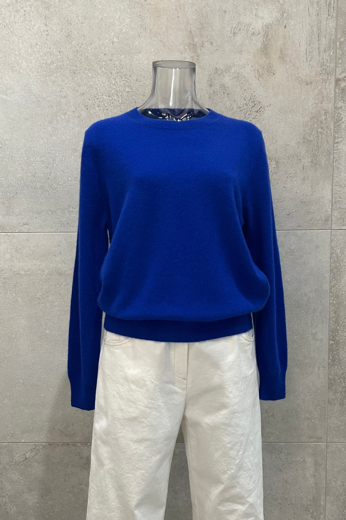 The Essential Cashmere Crewneck Sweater