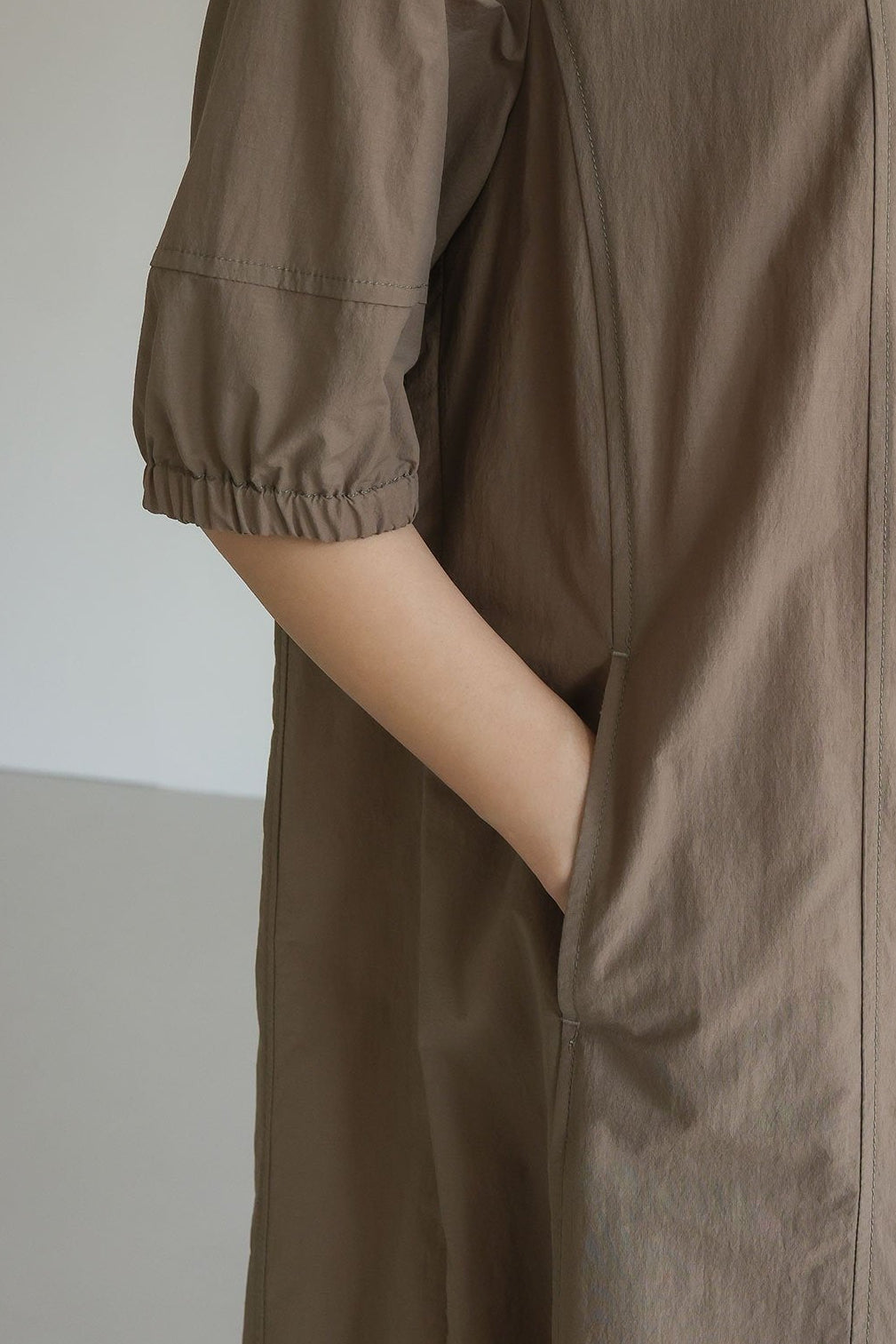 Crisp Short Sleeve Midi Dress