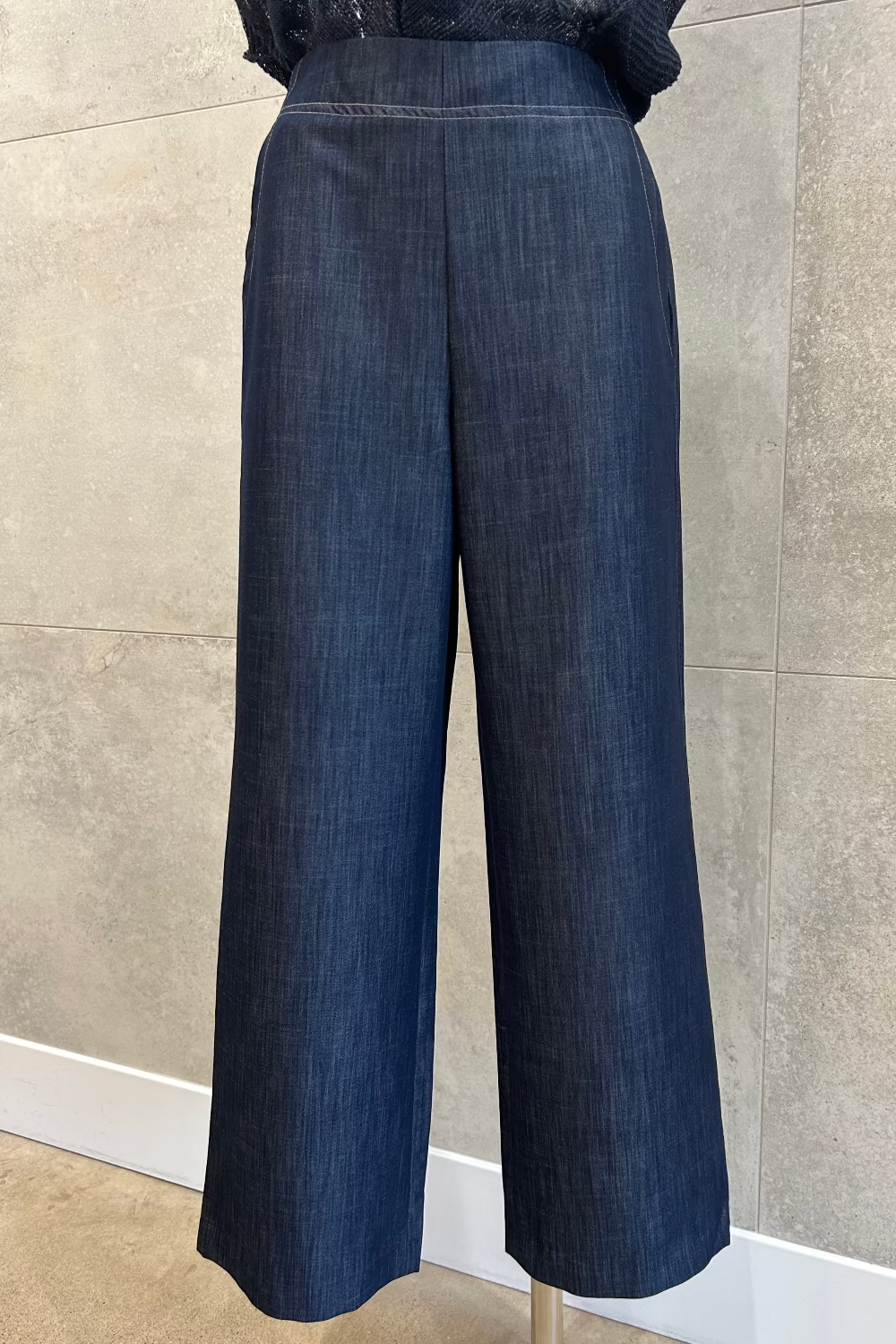 Idigo Lightweight Straight Fit Pants