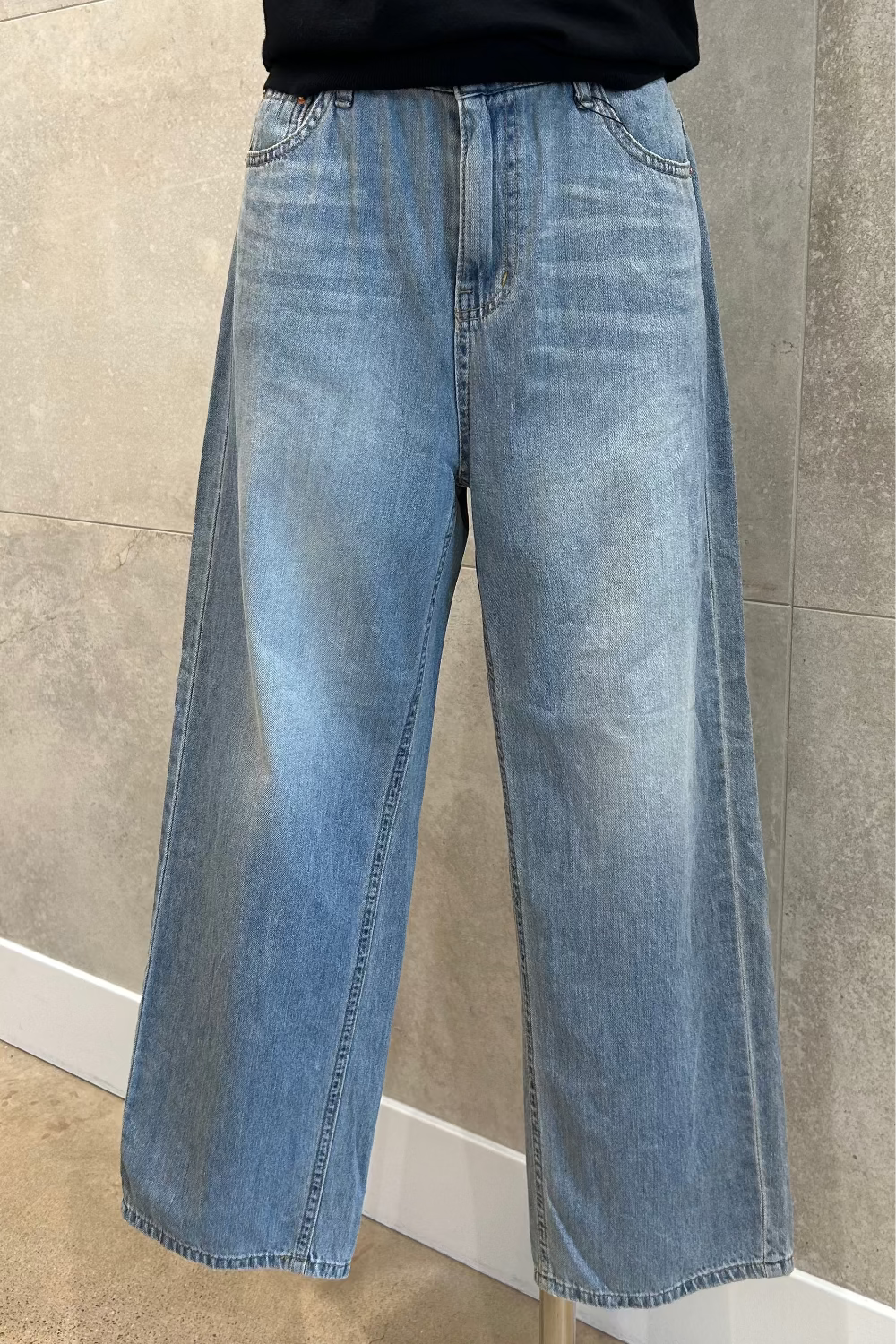 Yoko Lightweight Staright Fit Jeans