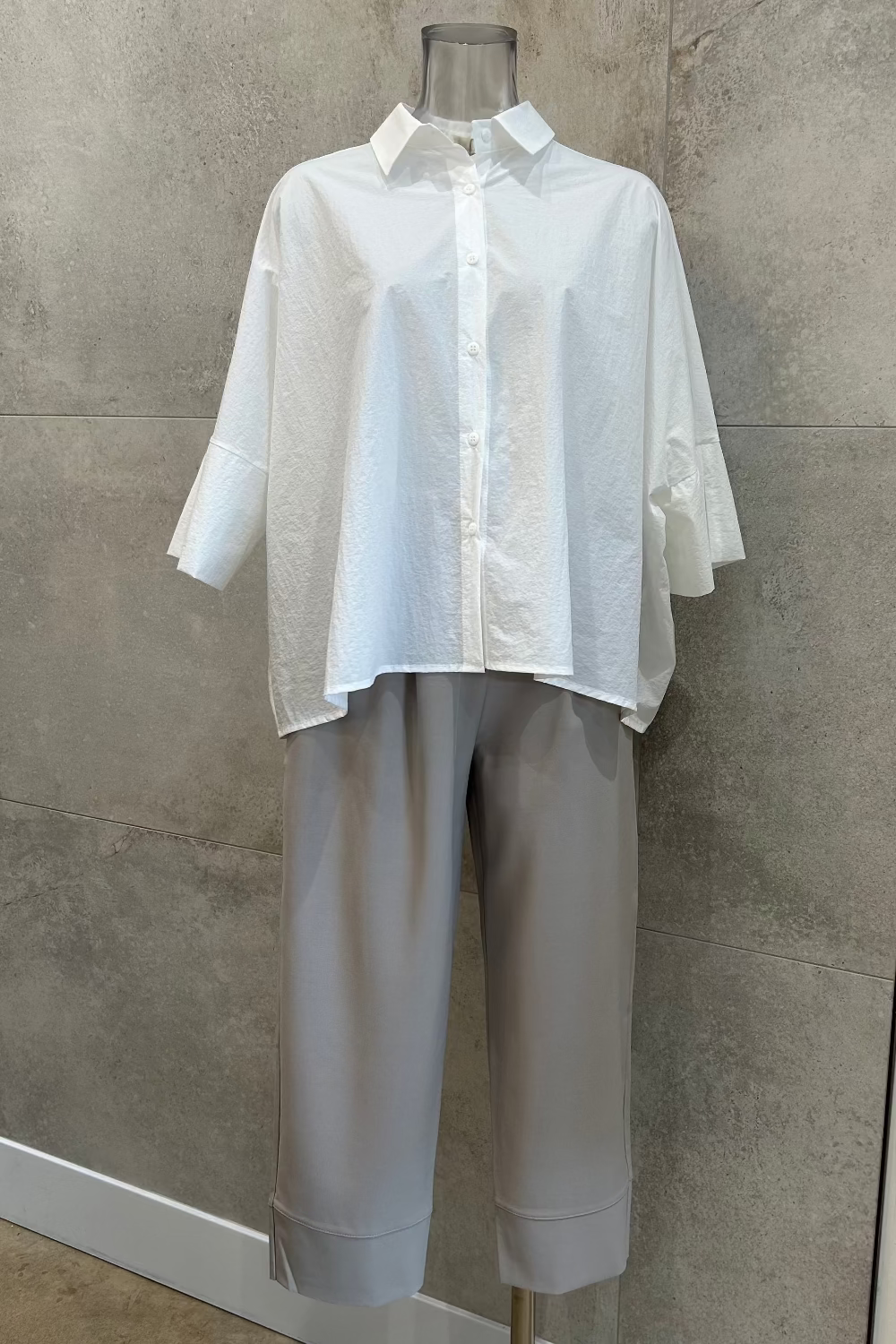 Marae Pintuck Relaxed Fit Pants