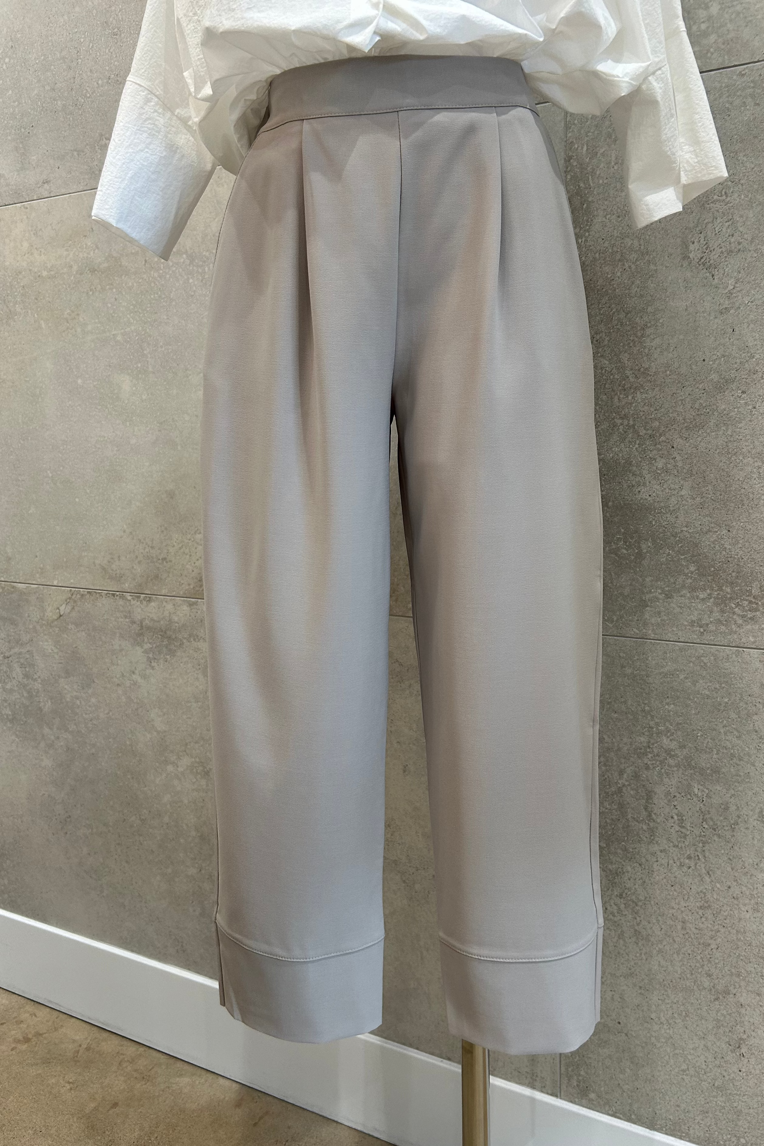 Marae Pintuck Relaxed Fit Pants