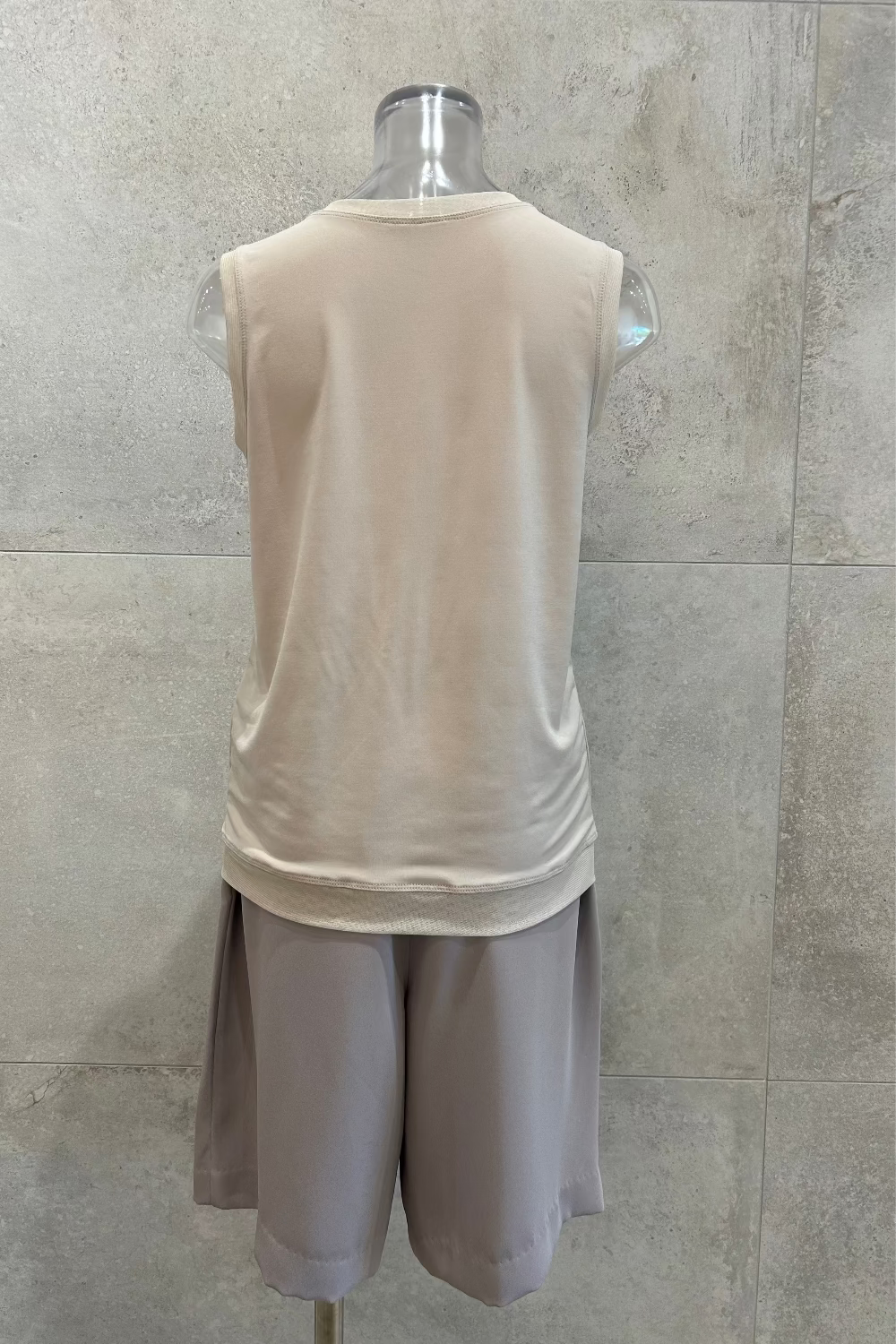 Mesh Trim Sleeveless T-Shirt