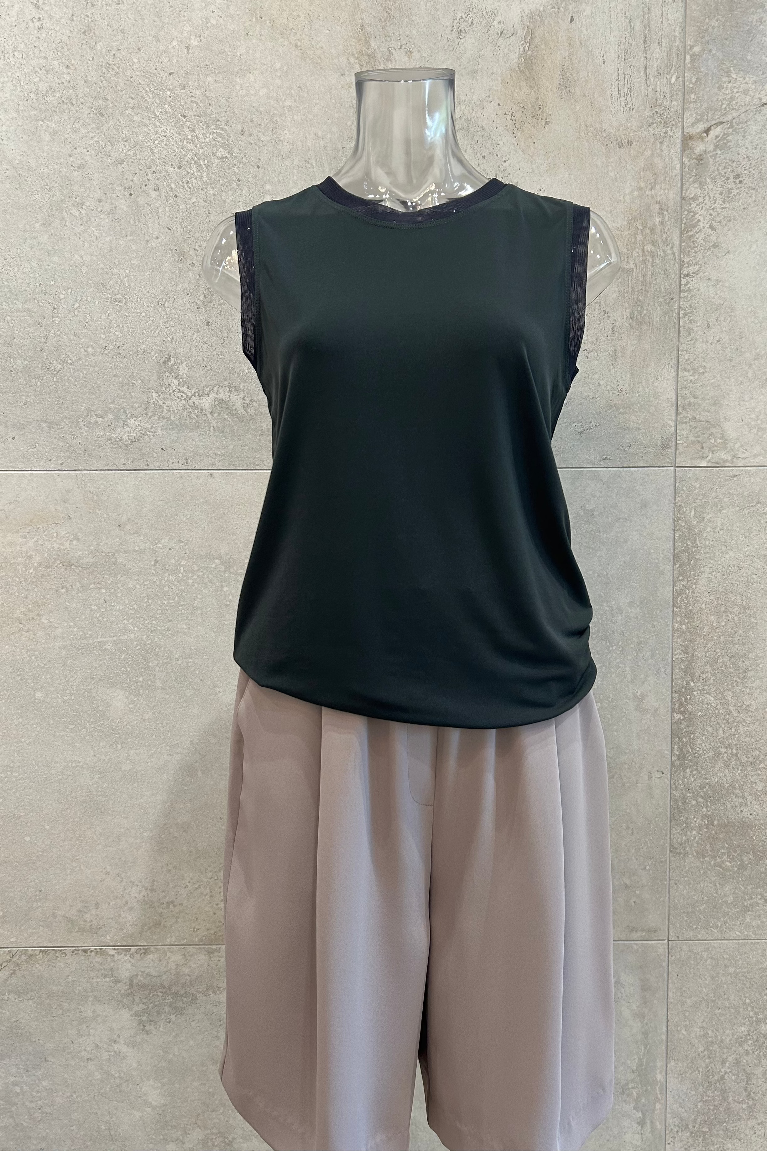 Mesh Trim Sleeveless T-Shirt