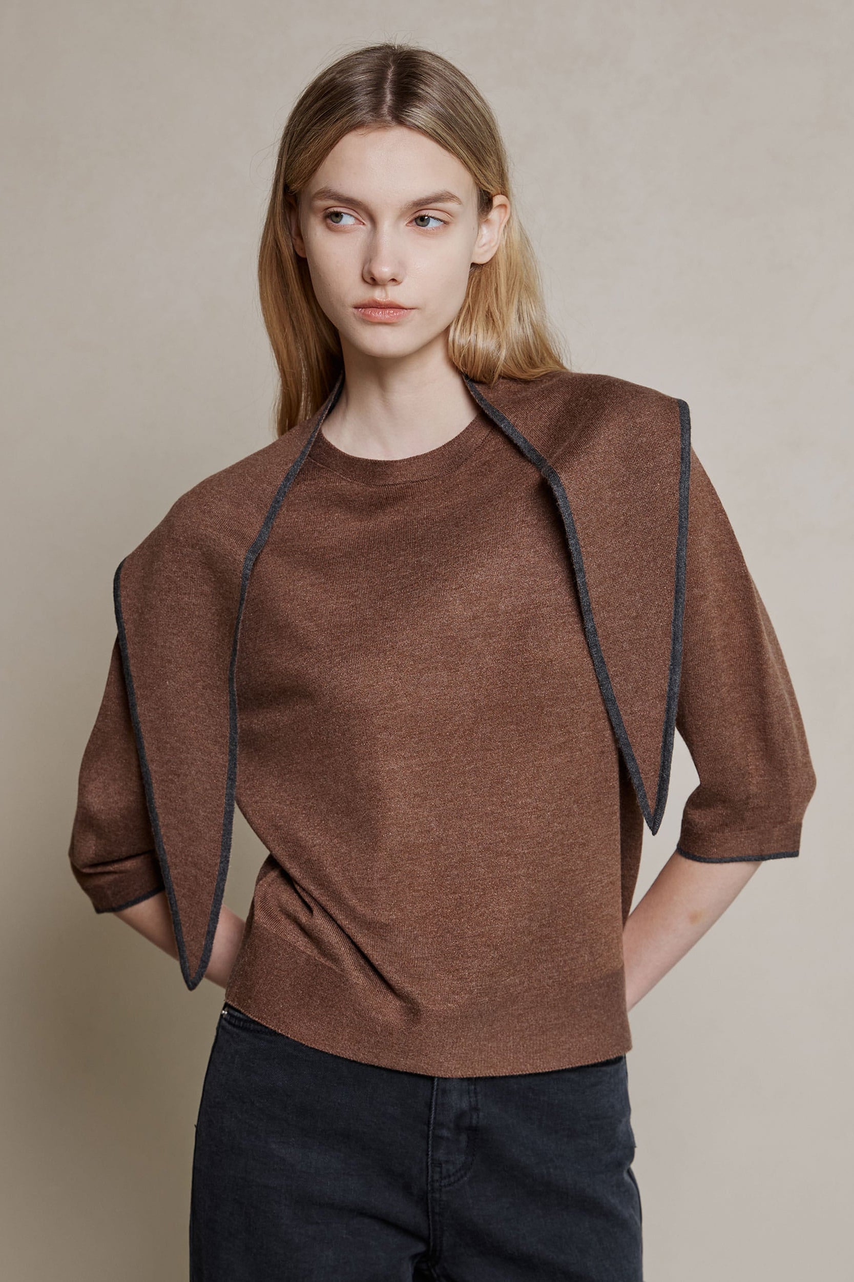 Noel Elbow Sleeve Knit Top