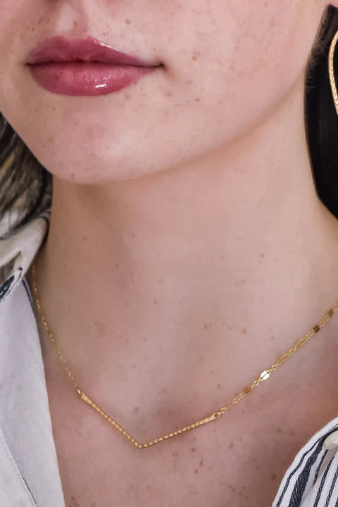 V necklace Gold Fill